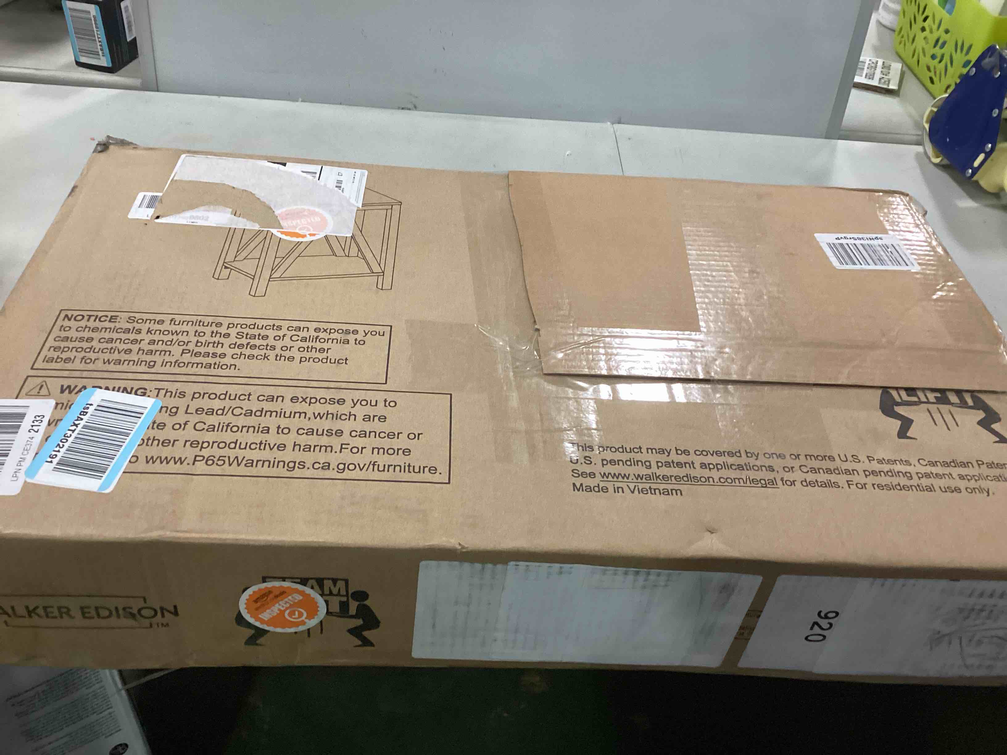 https://s3.amazonaws.com/lotting-images-prod/bidfta/YEL5185962_1704720087564.jpeg