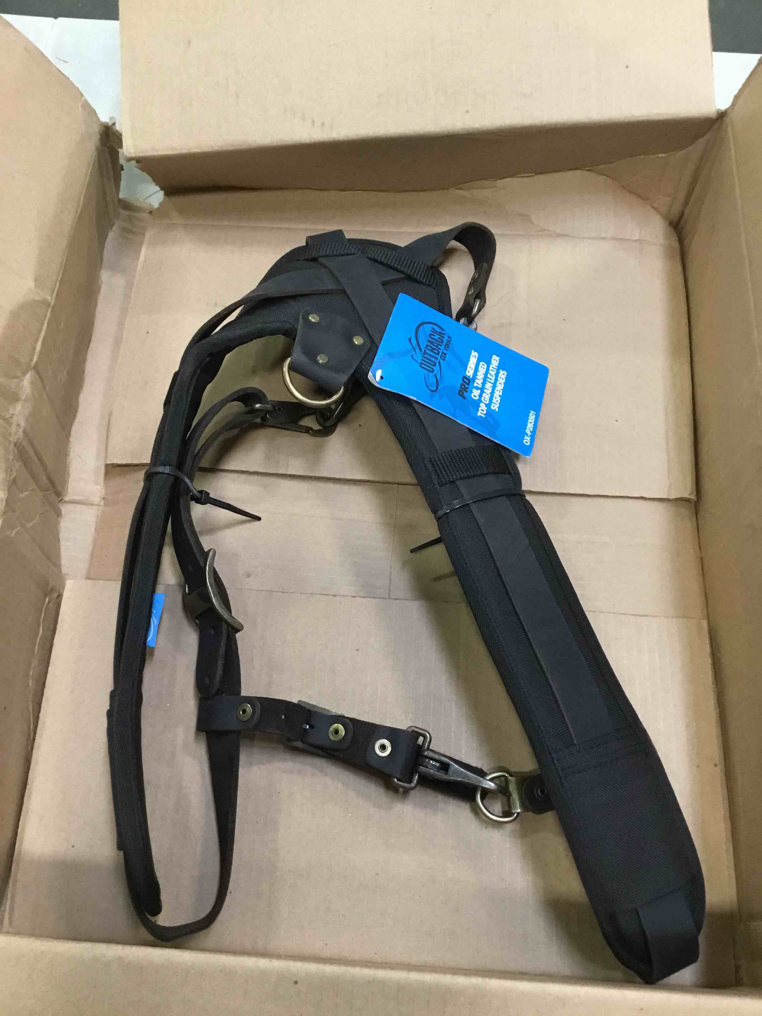 https://s3.amazonaws.com/lotting-images-prod/bidfta/YEL5186724_1705003225576.jpeg