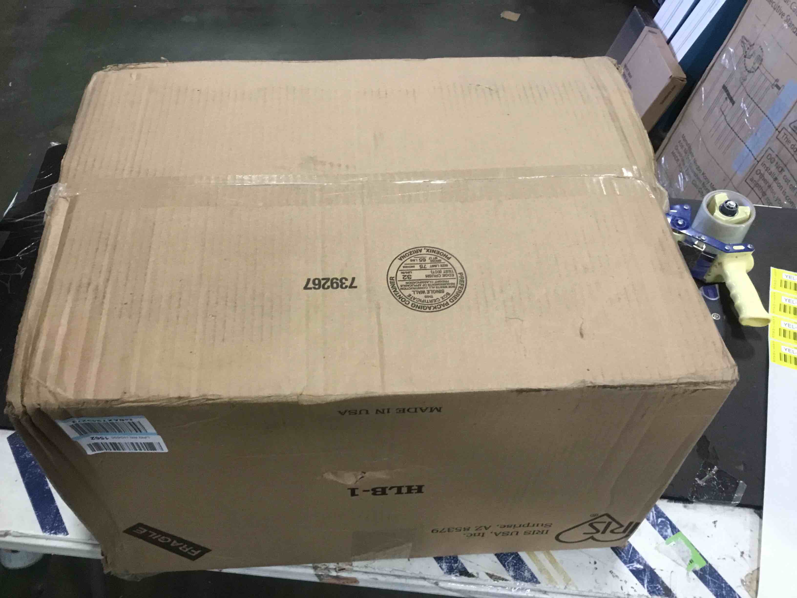 https://s3.amazonaws.com/lotting-images-prod/bidfta/YEL5187202_1705344266423.jpeg