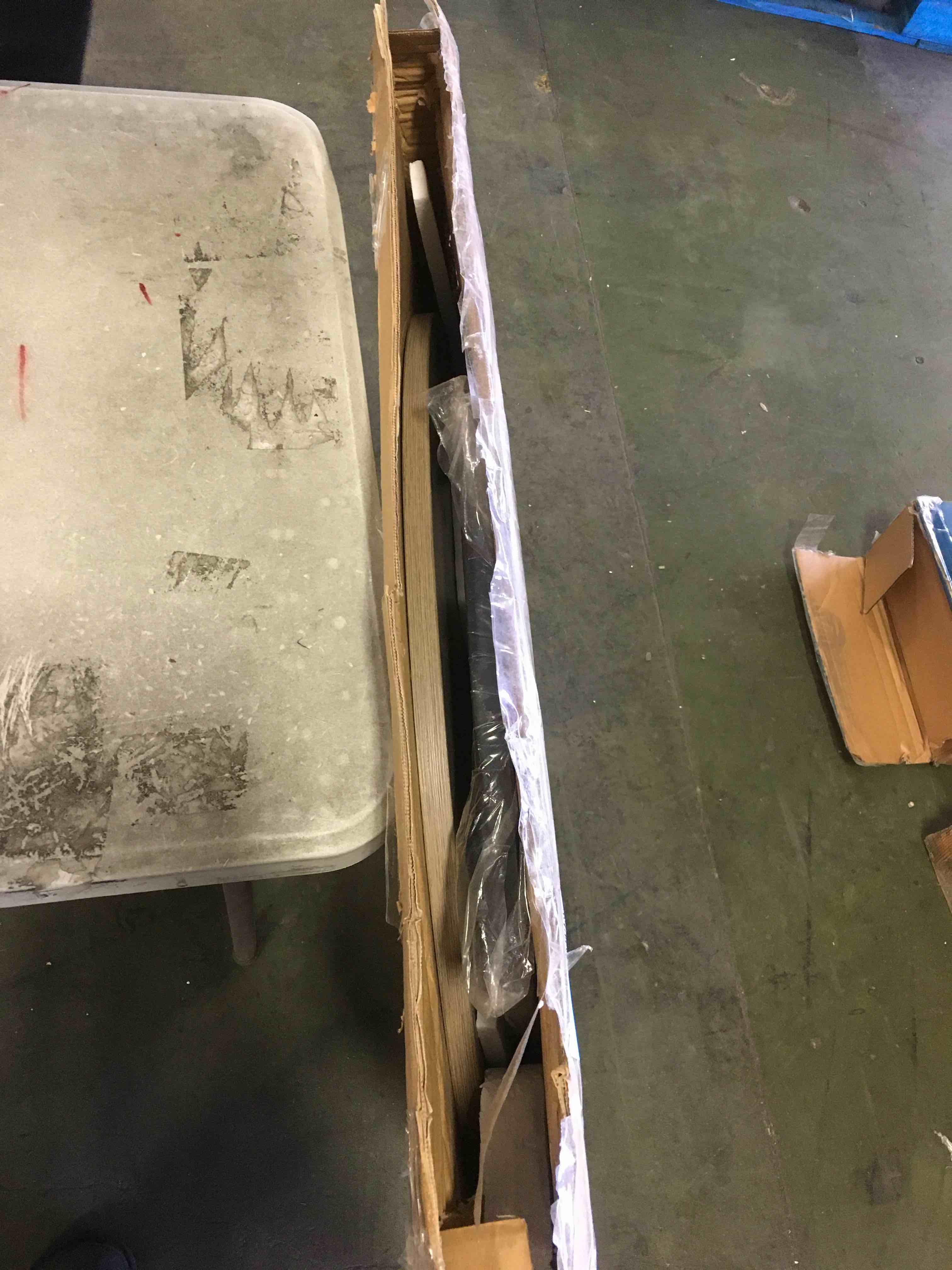 https://s3.amazonaws.com/lotting-images-prod/bidfta/YEL5187440_1705434535666.jpeg