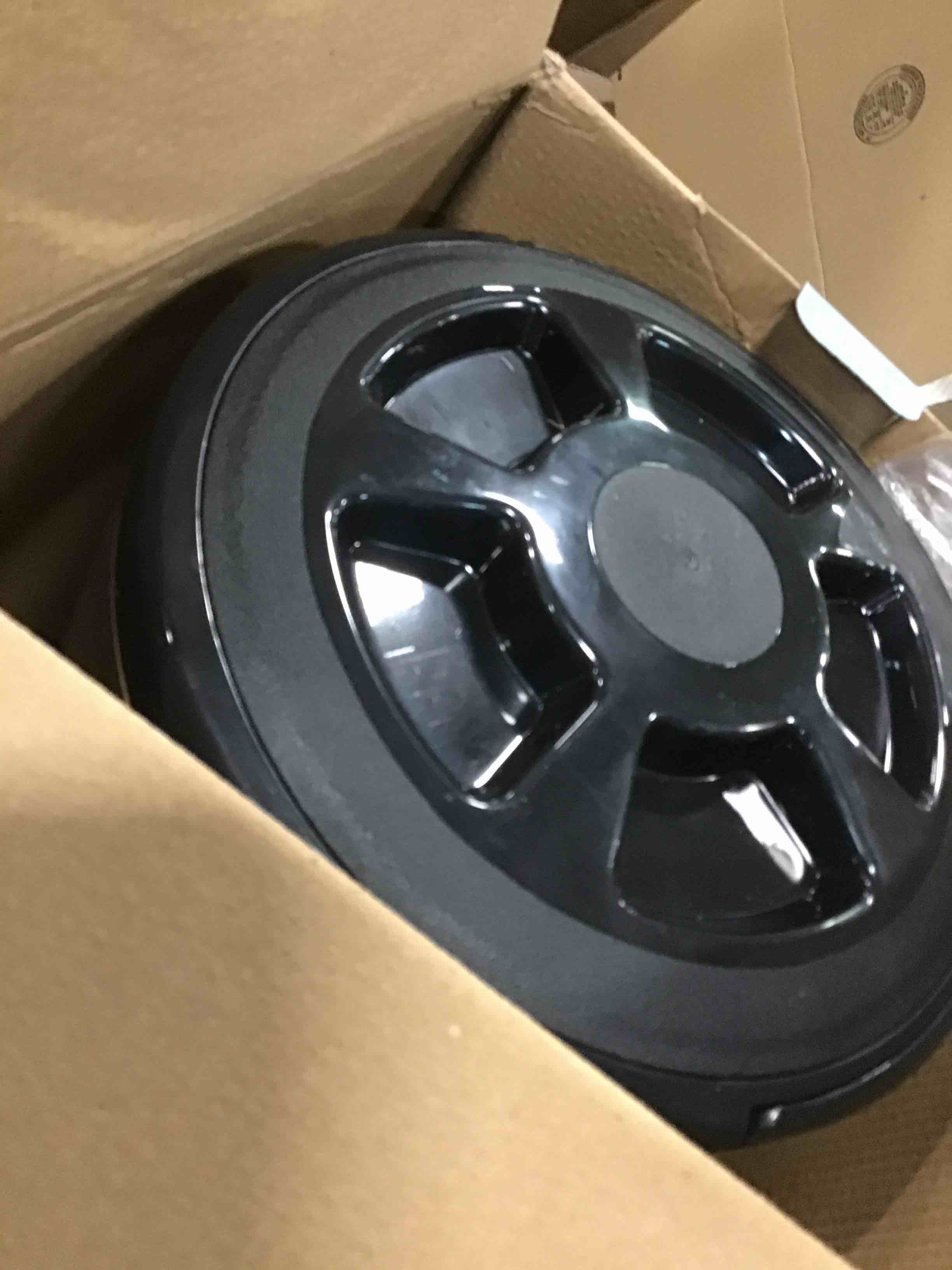 https://s3.amazonaws.com/lotting-images-prod/bidfta/YEL5187750_1705063819071.jpeg