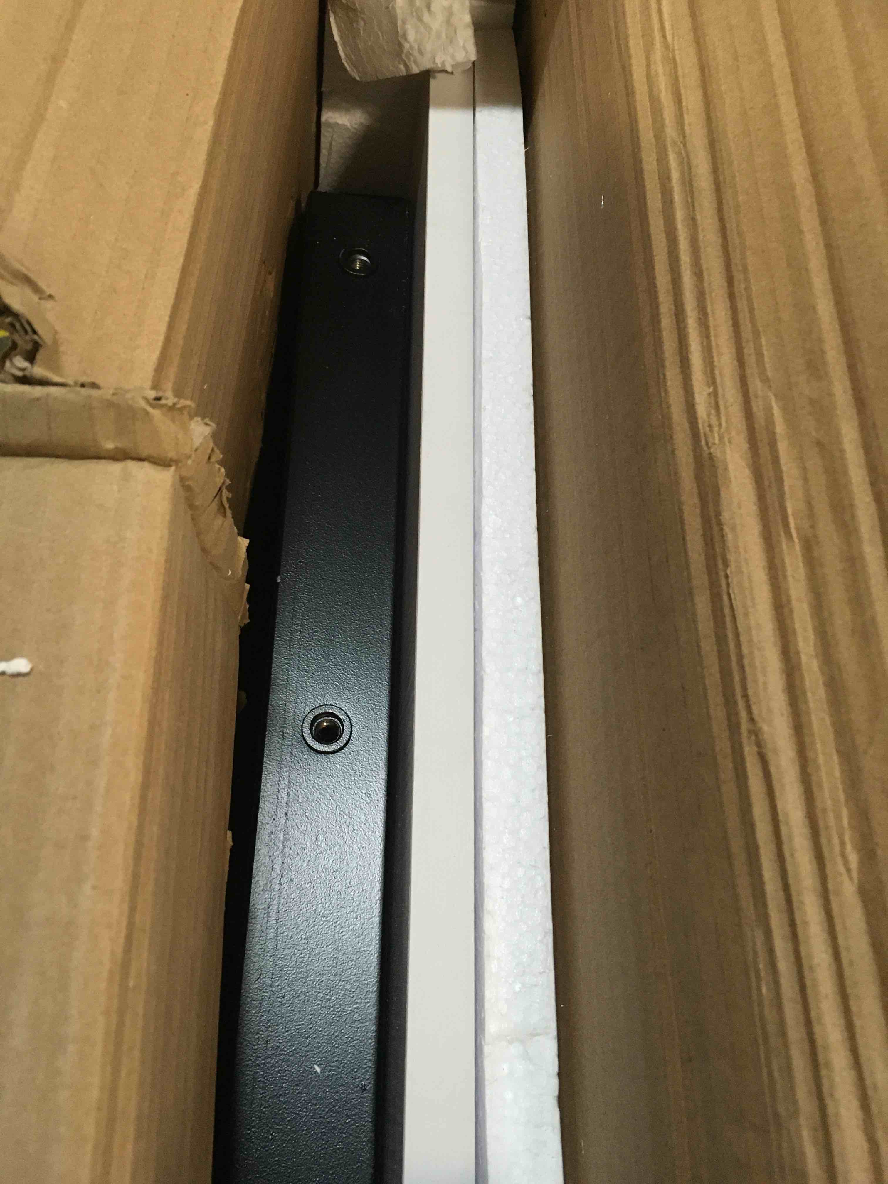 https://s3.amazonaws.com/lotting-images-prod/bidfta/YEL5188964_1705065012632.jpeg