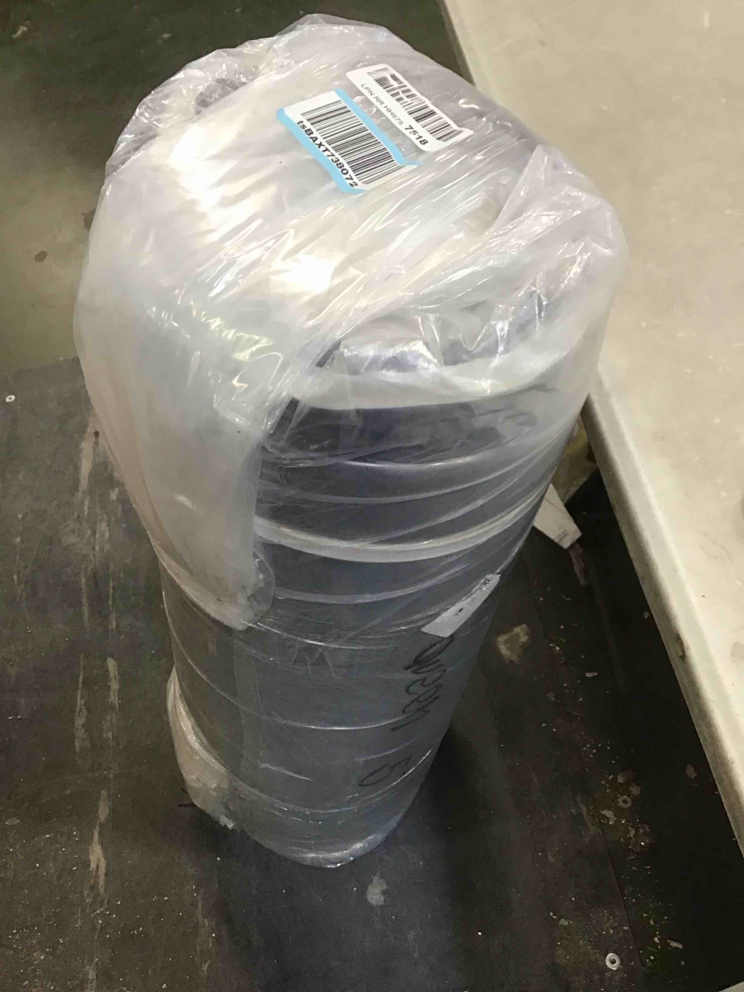 https://s3.amazonaws.com/lotting-images-prod/bidfta/YEL5189668_1705948537265.jpeg