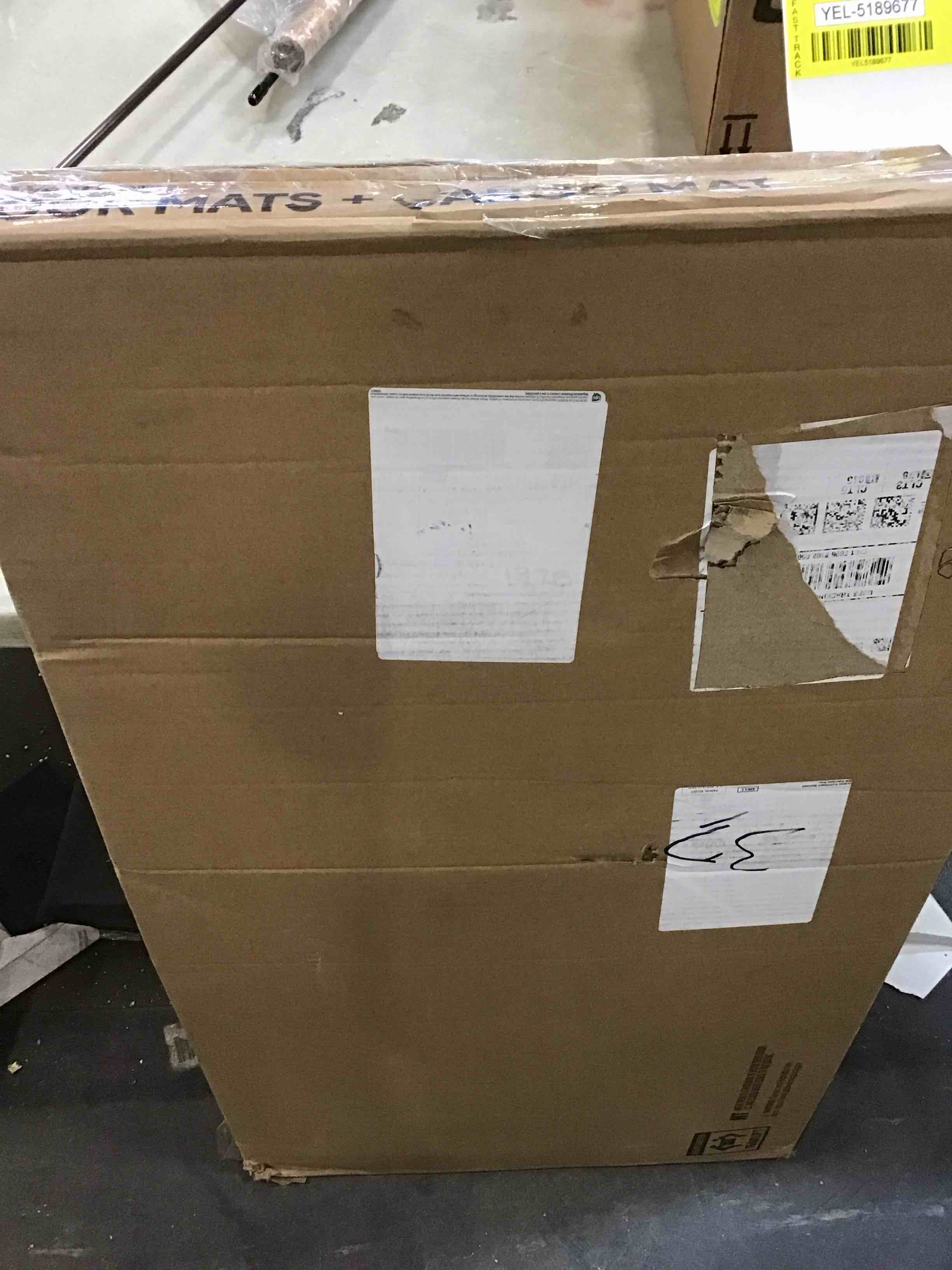 https://s3.amazonaws.com/lotting-images-prod/bidfta/YEL5189677_1705949342499.jpeg