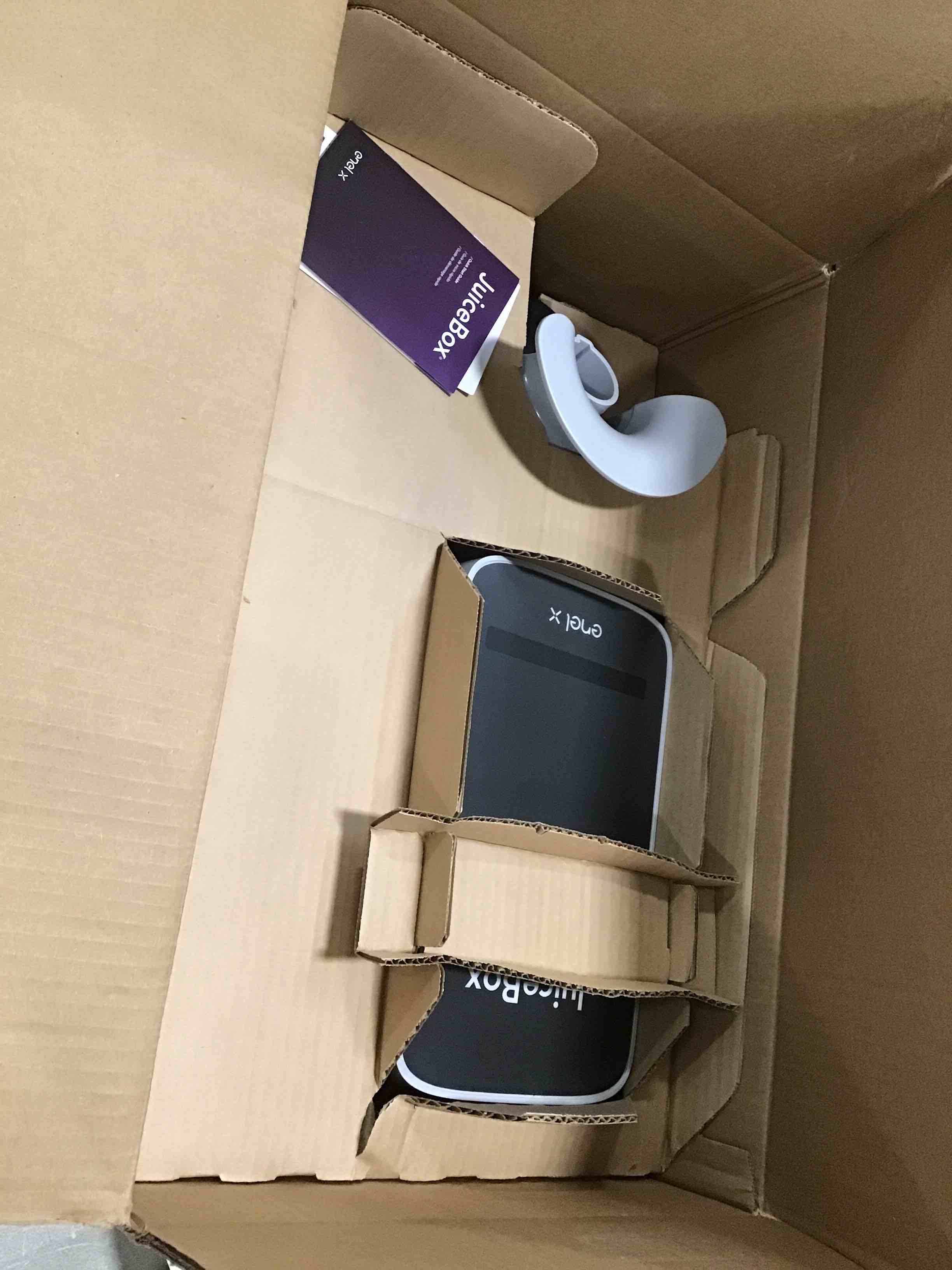 https://s3.amazonaws.com/lotting-images-prod/bidfta/YEL5190006_1706112010239.jpeg