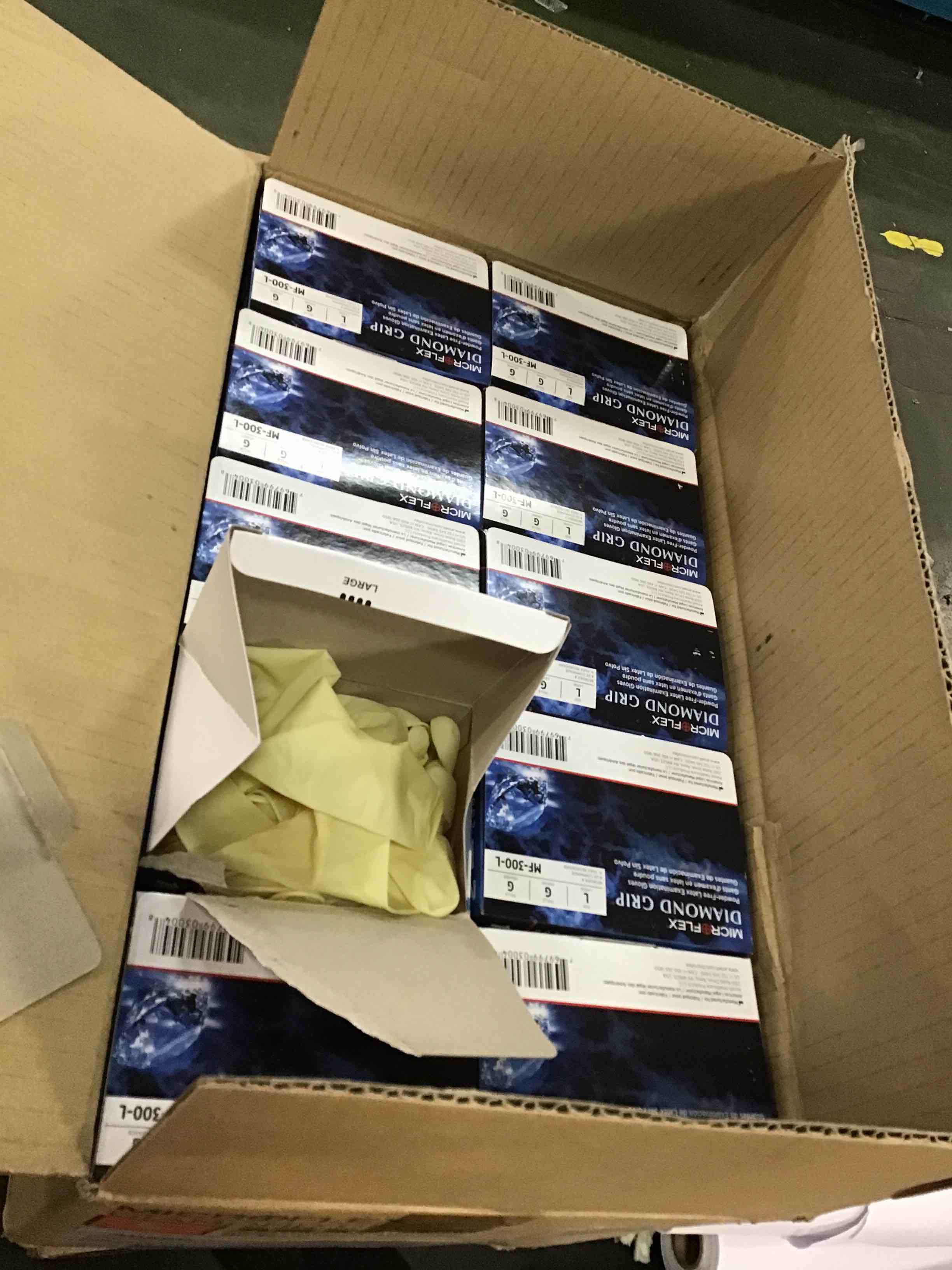 https://s3.amazonaws.com/lotting-images-prod/bidfta/YEL5190263_1706208127626.jpeg