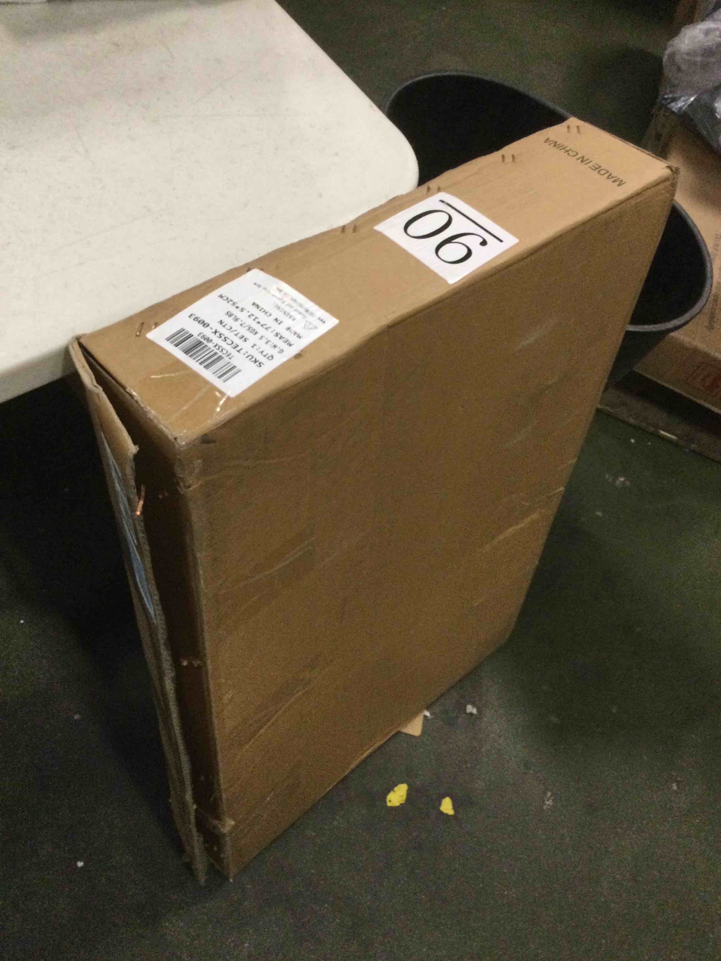 https://s3.amazonaws.com/lotting-images-prod/bidfta/YEL5190334_1706276853555.jpeg