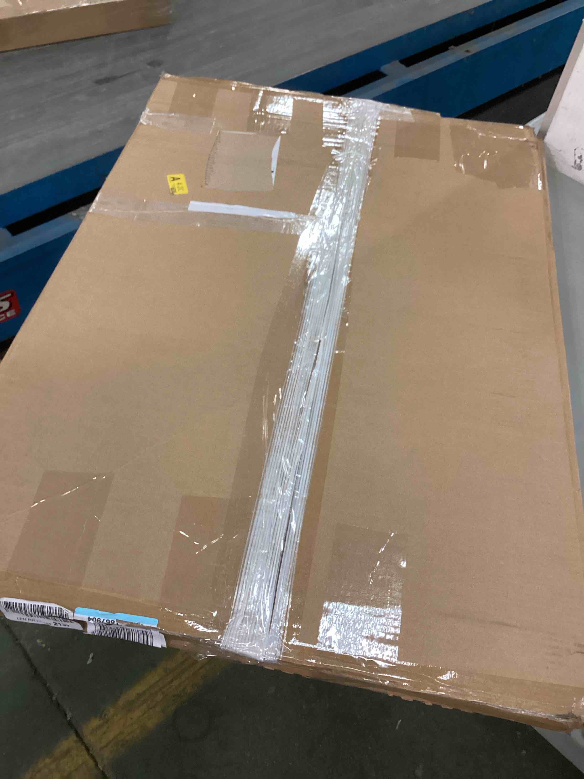 https://s3.amazonaws.com/lotting-images-prod/bidfta/YEL5190462_1704805333433.jpeg