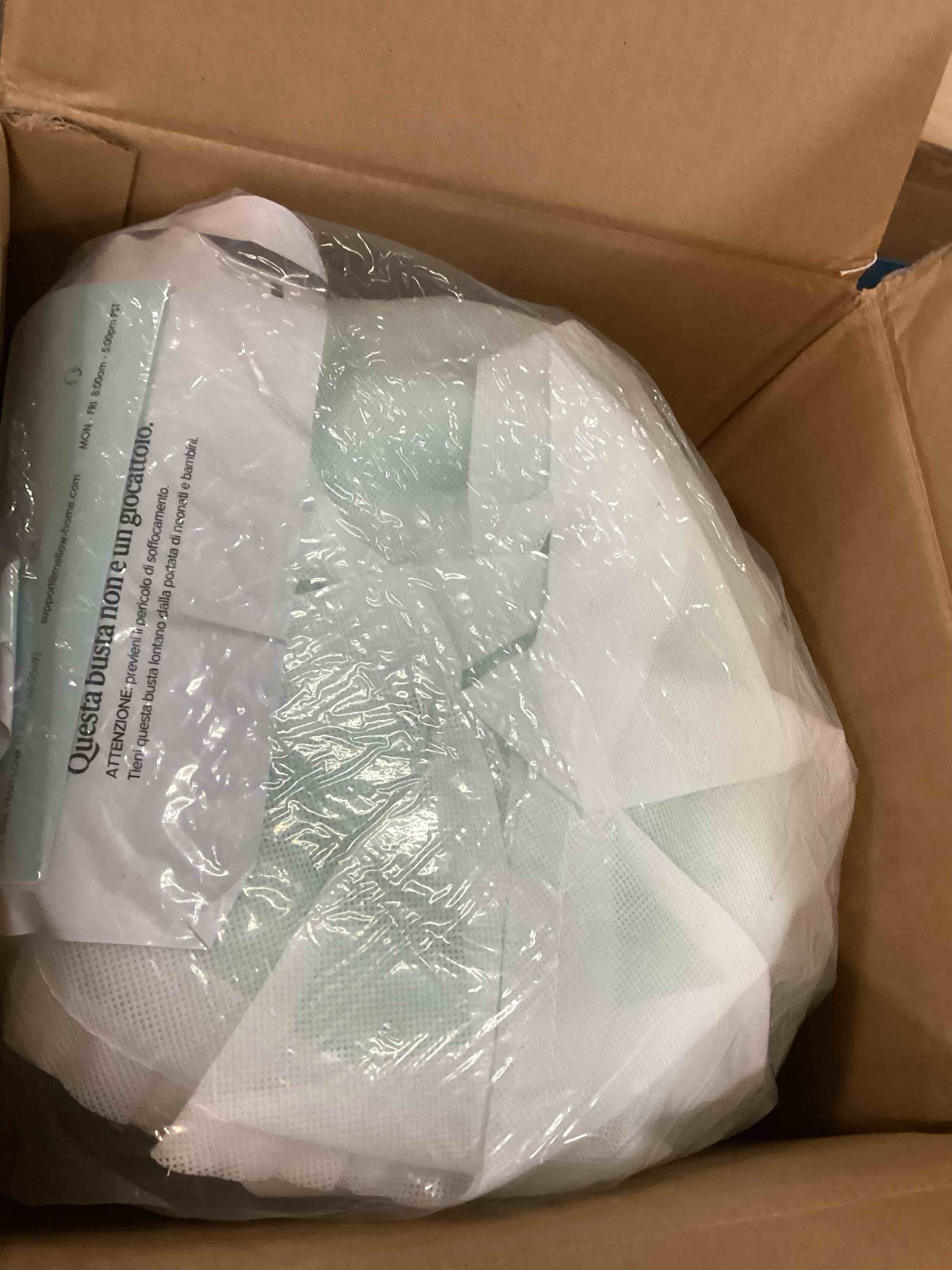 https://s3.amazonaws.com/lotting-images-prod/bidfta/YEL5190507_1704811587546.jpeg