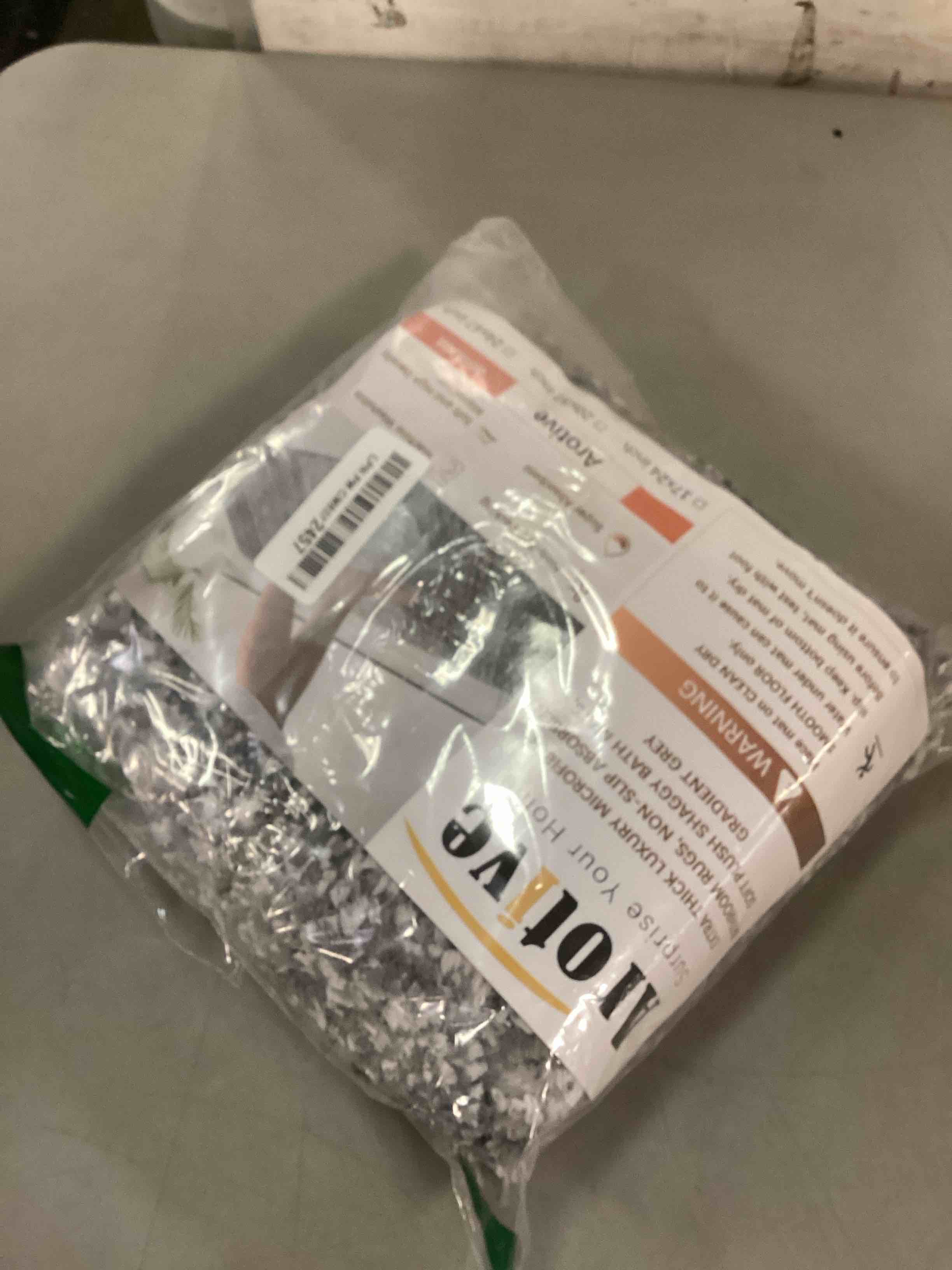 https://s3.amazonaws.com/lotting-images-prod/bidfta/YEL5190549_1704816283427.jpeg