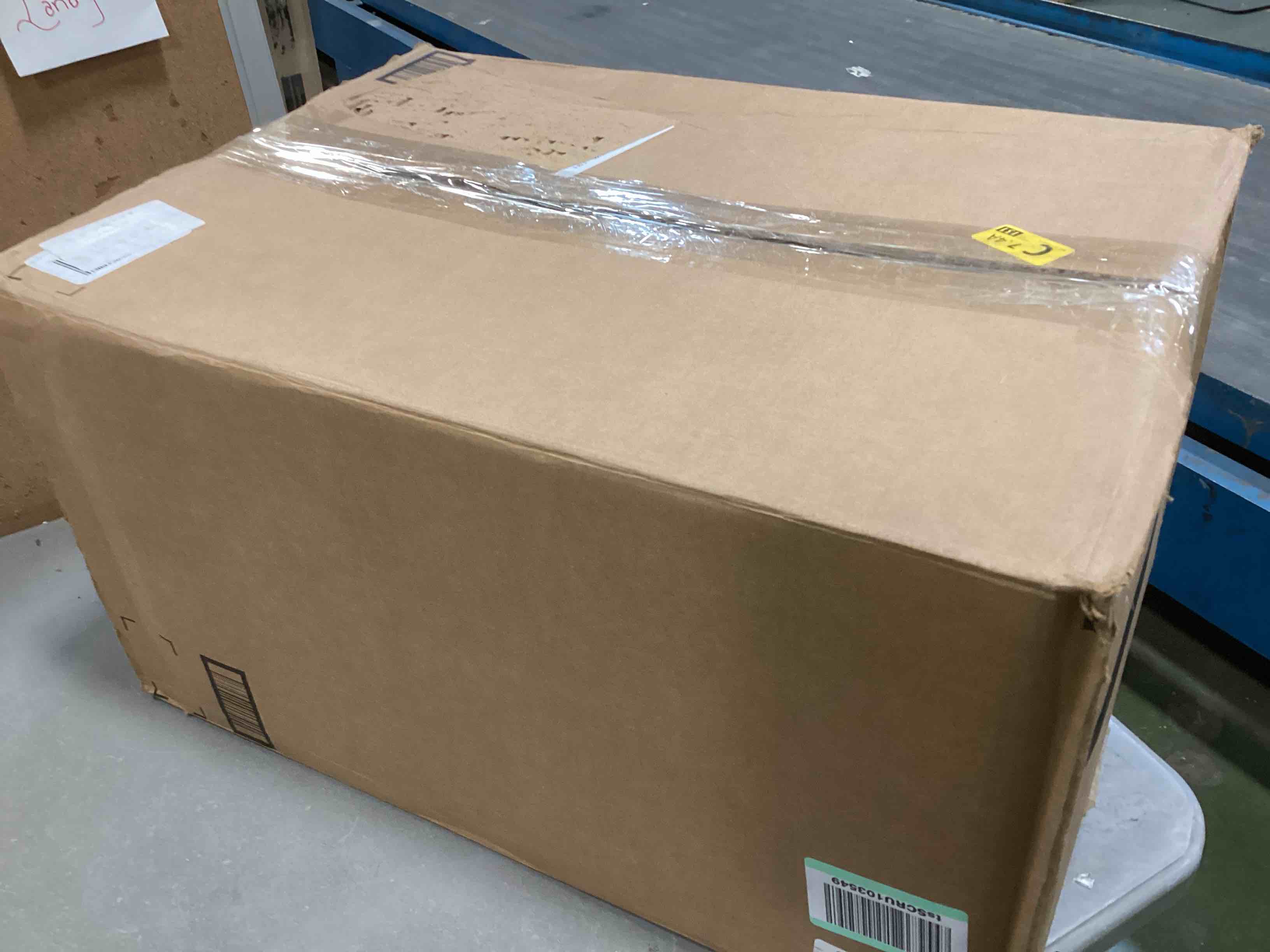 https://s3.amazonaws.com/lotting-images-prod/bidfta/YEL5191164_1705062027470.jpeg