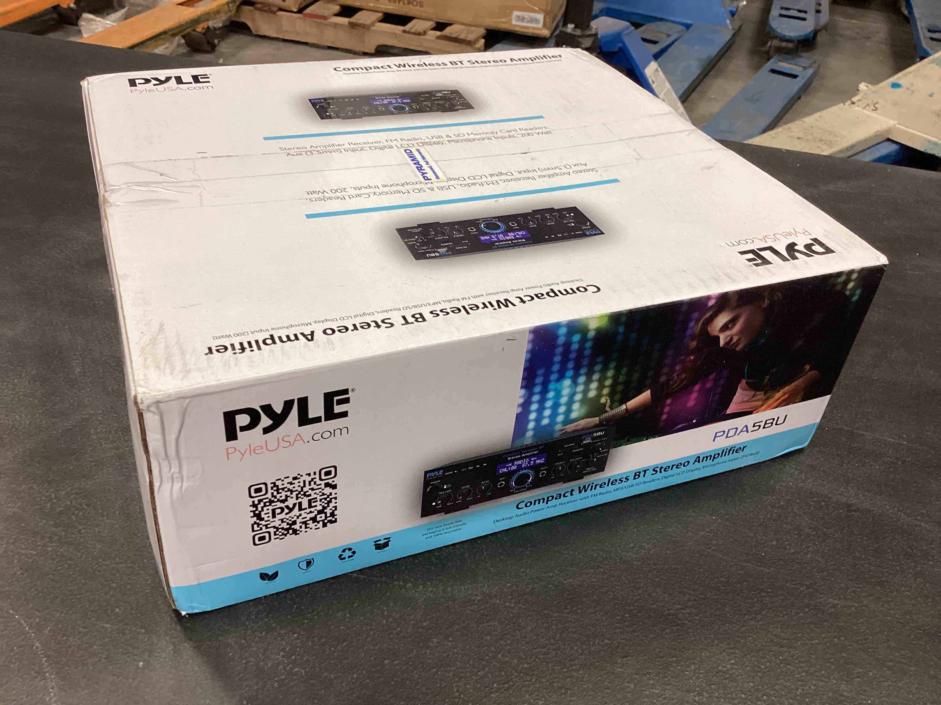 https://s3.amazonaws.com/lotting-images-prod/bidfta/YEL5193510_1696345398335.jpeg