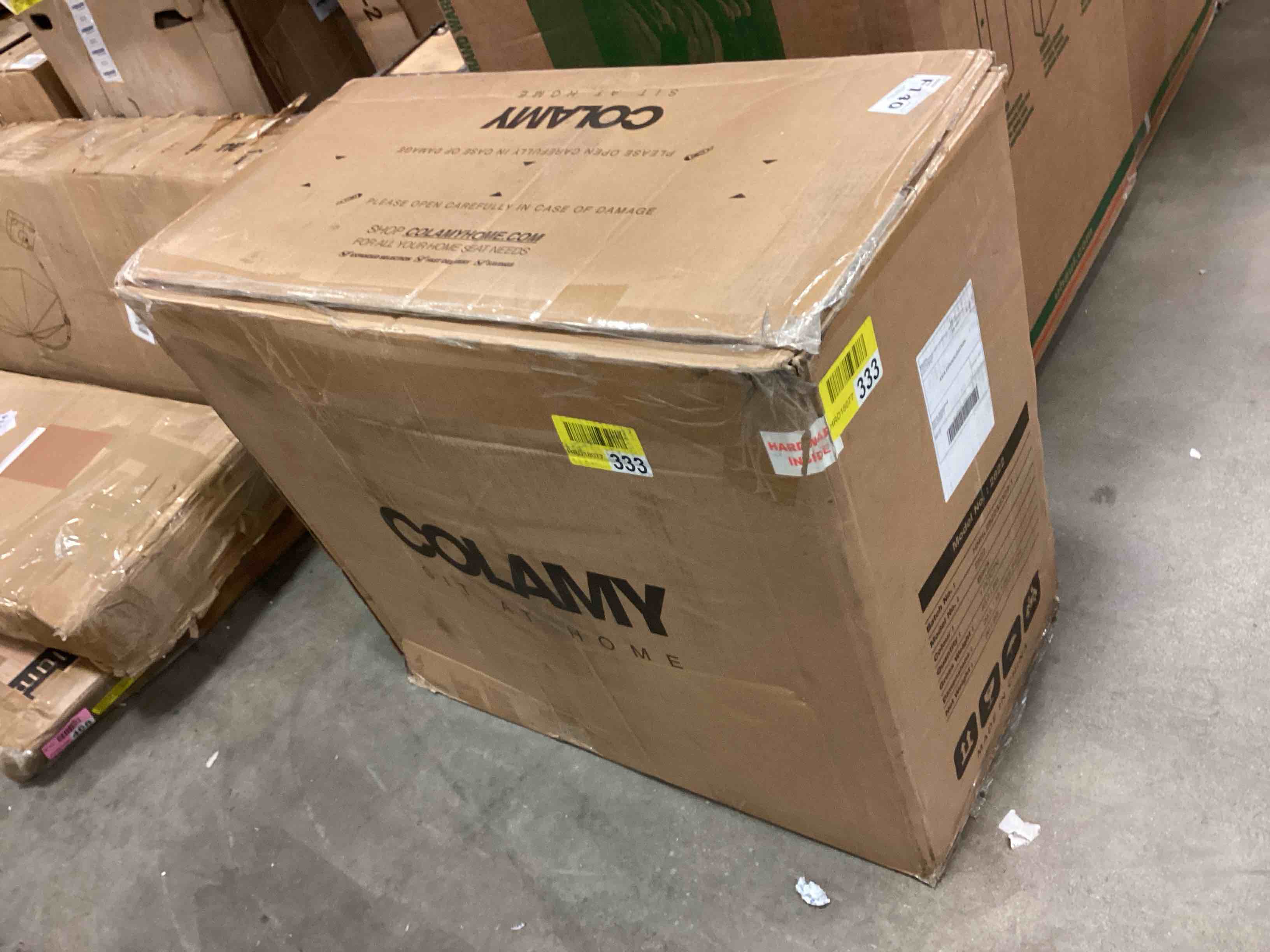 https://s3.amazonaws.com/lotting-images-prod/bidfta/YEL5208884_1706646783341.jpeg