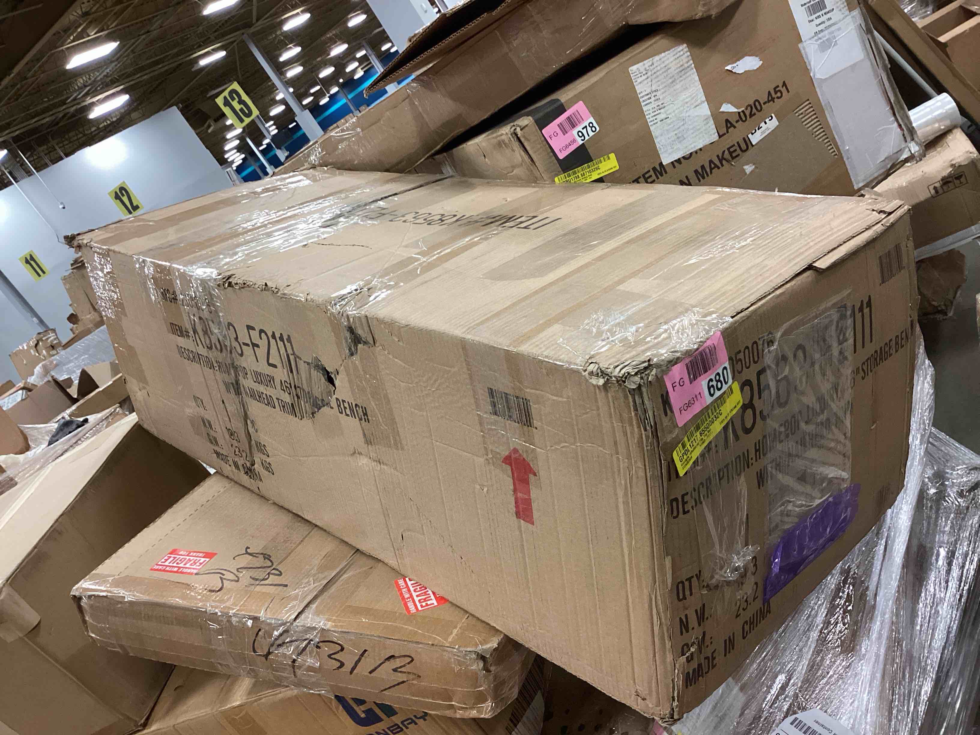https://s3.amazonaws.com/lotting-images-prod/bidfta/YEL5208895_1706649219897.jpeg
