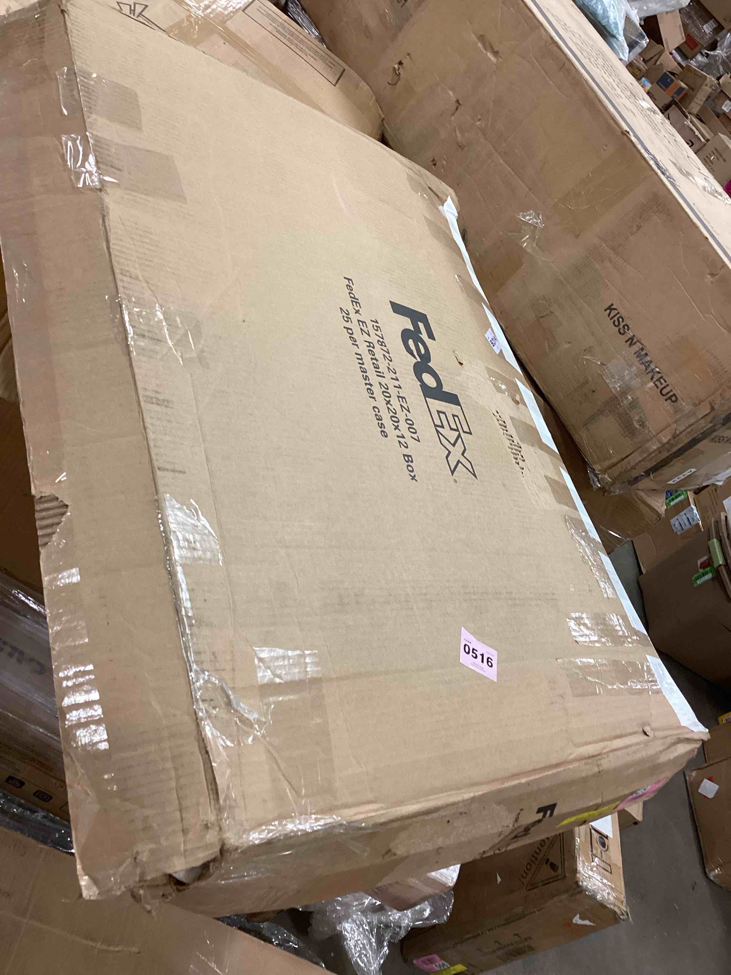 https://s3.amazonaws.com/lotting-images-prod/bidfta/YEL5208897_1706649669808.jpeg