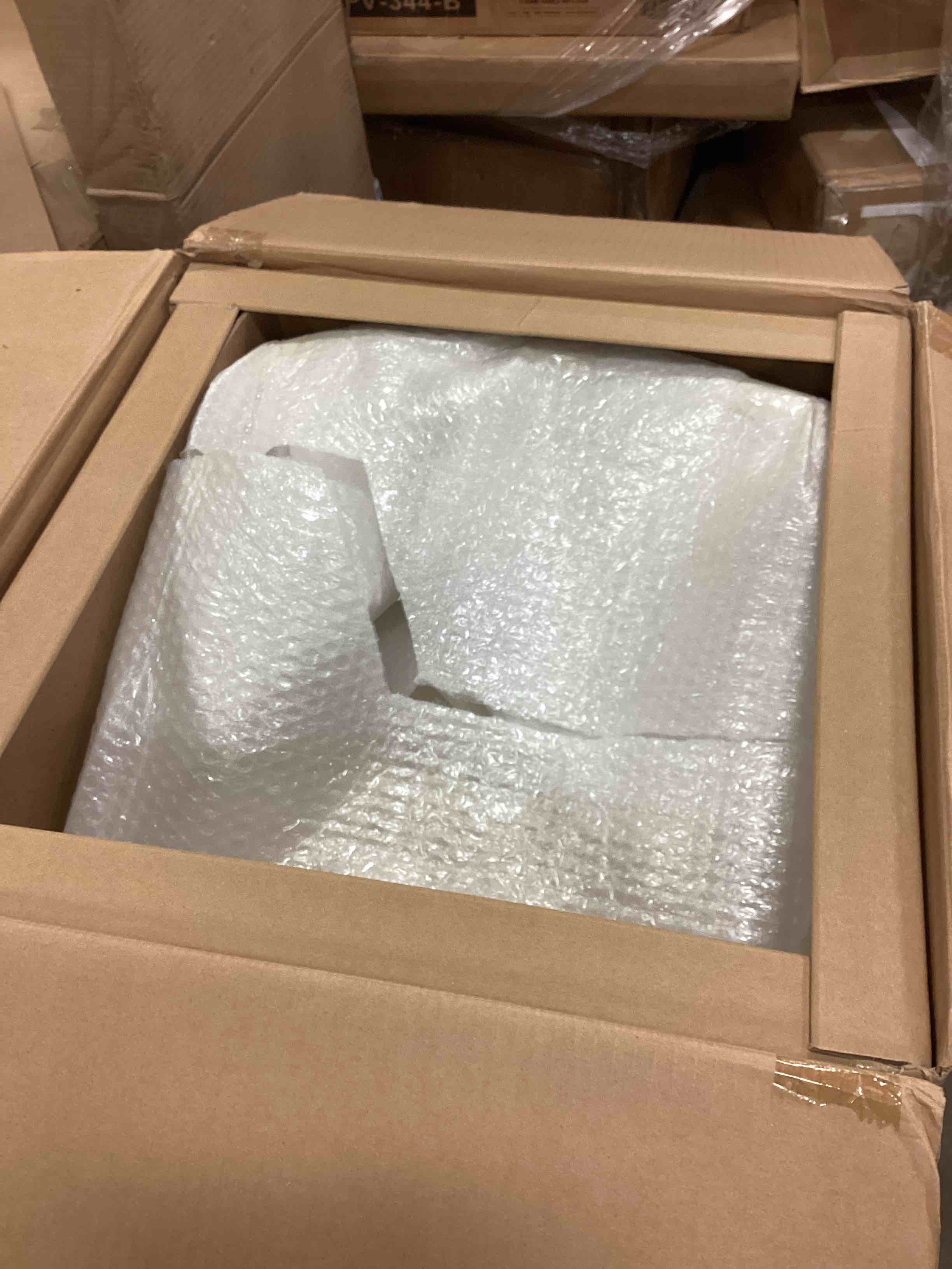 https://s3.amazonaws.com/lotting-images-prod/bidfta/YEL5208924_1706712561855.jpeg