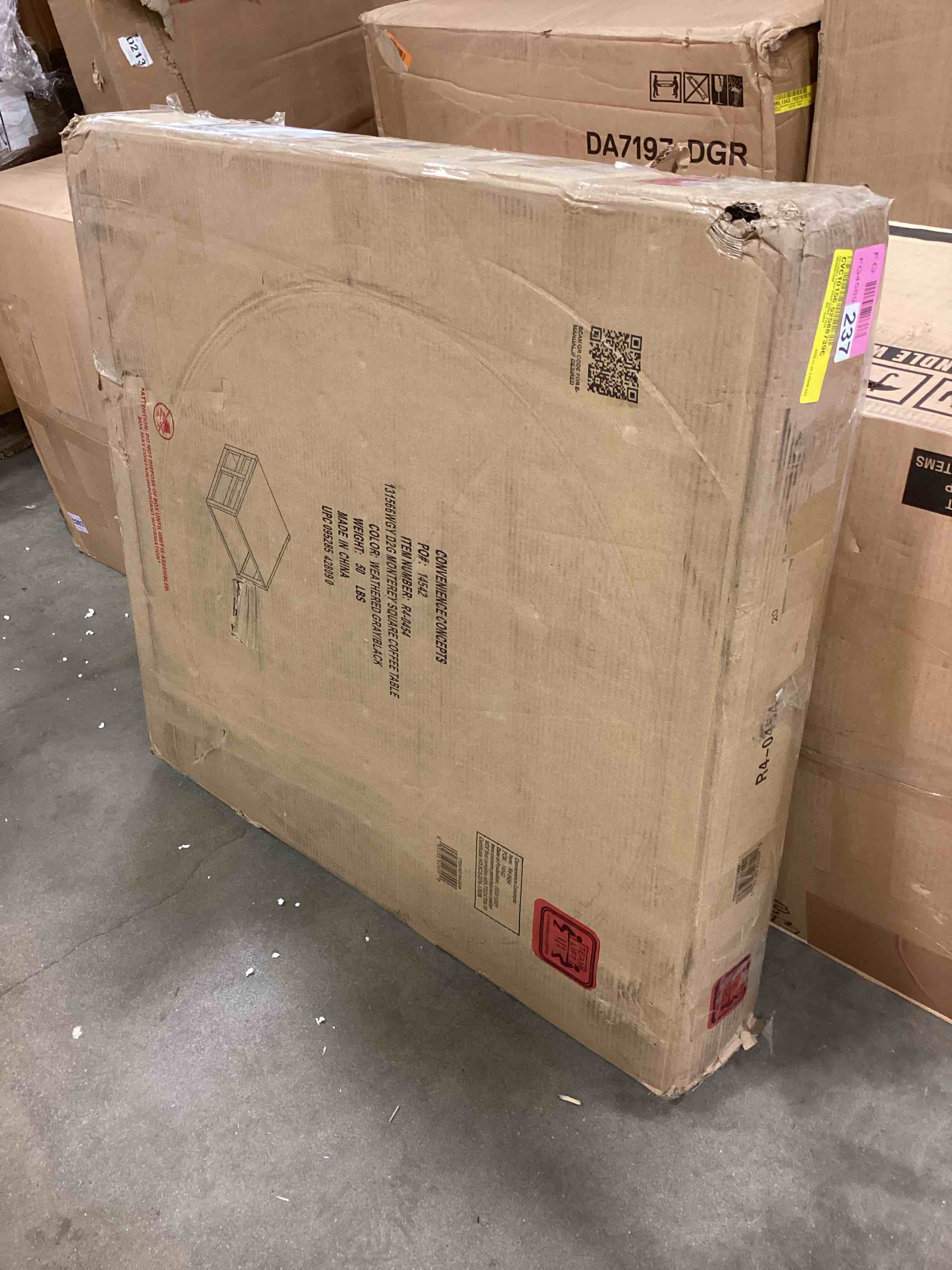 https://s3.amazonaws.com/lotting-images-prod/bidfta/YEL5209068_1706810297280.jpeg