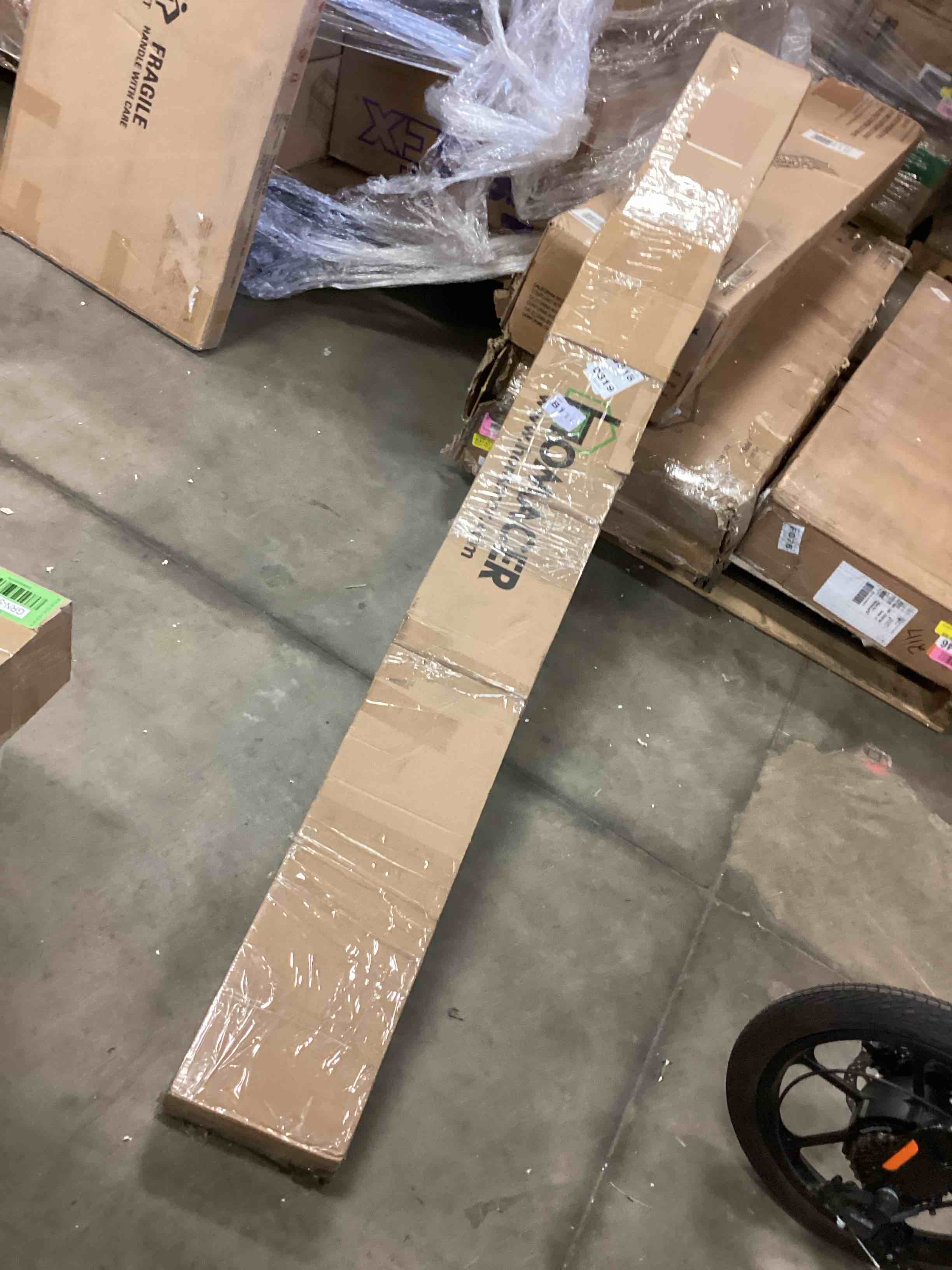 https://s3.amazonaws.com/lotting-images-prod/bidfta/YEL5209077_1706812493751.jpeg