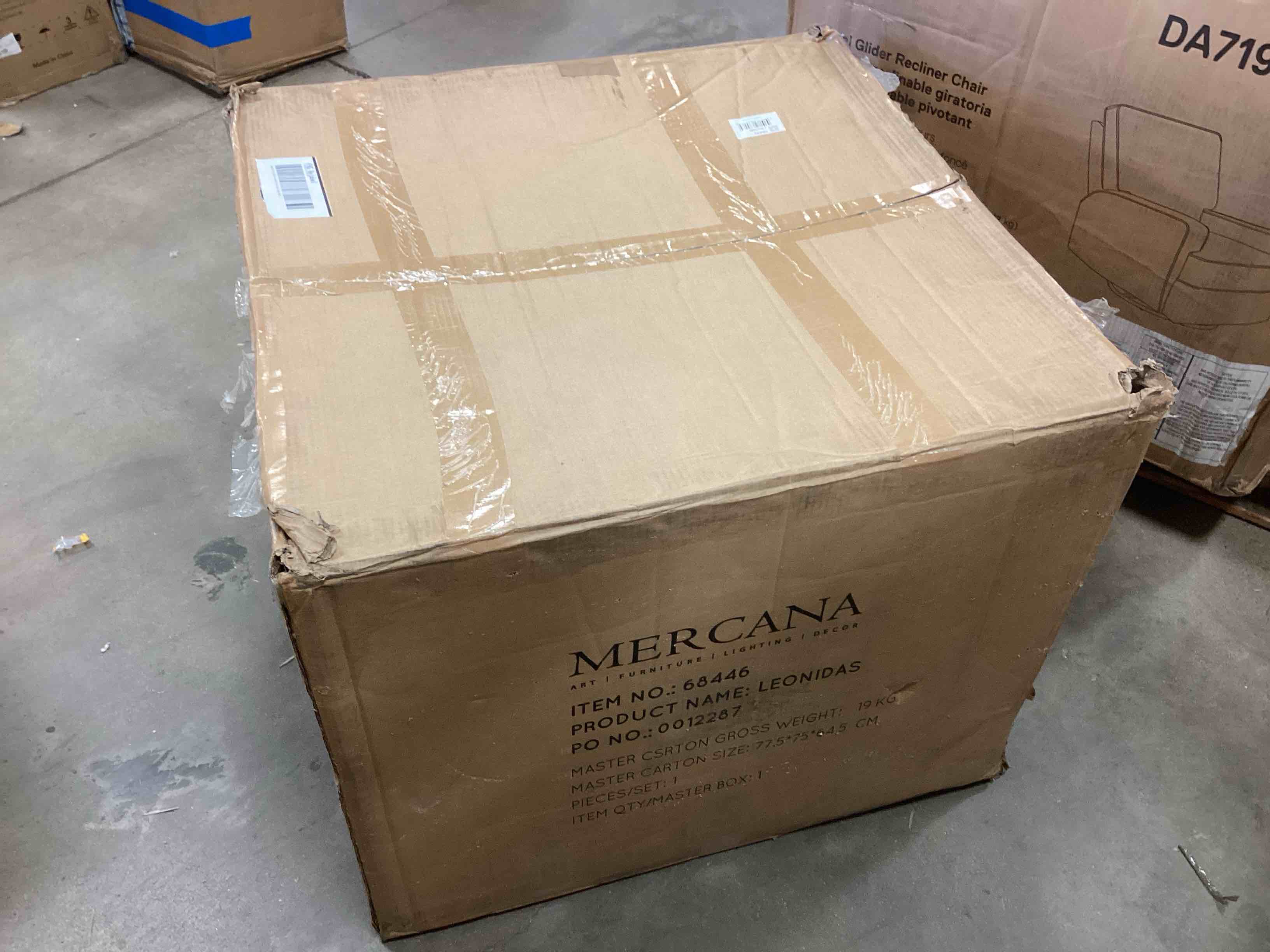 https://s3.amazonaws.com/lotting-images-prod/bidfta/YEL5209104_1706820360195.jpeg
