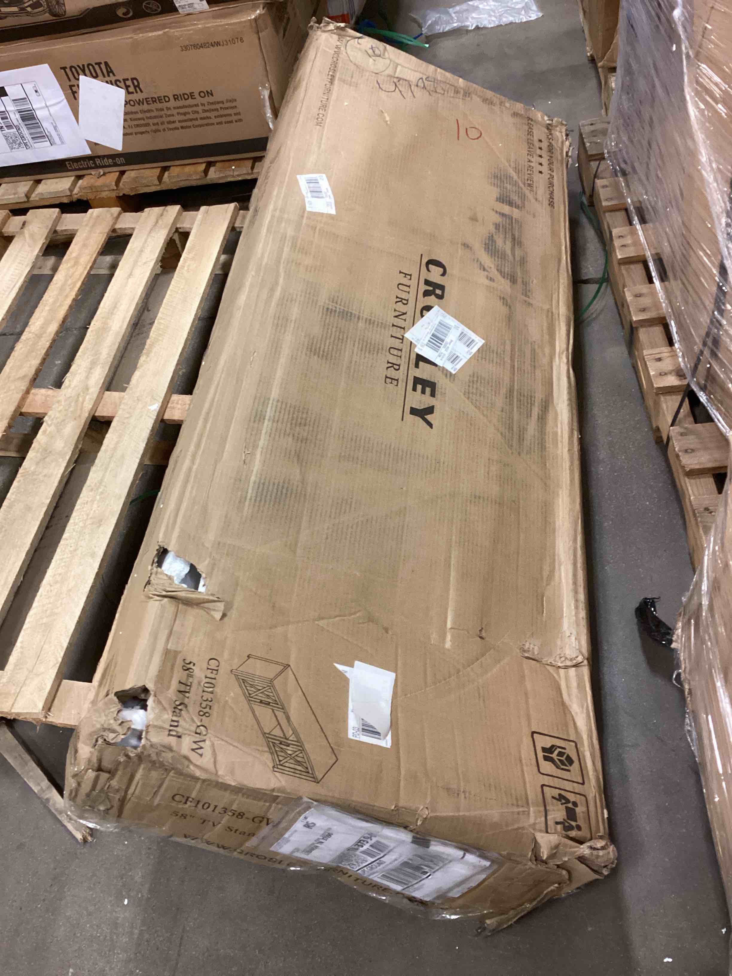 https://s3.amazonaws.com/lotting-images-prod/bidfta/YEL5209394_1708013218076.jpeg