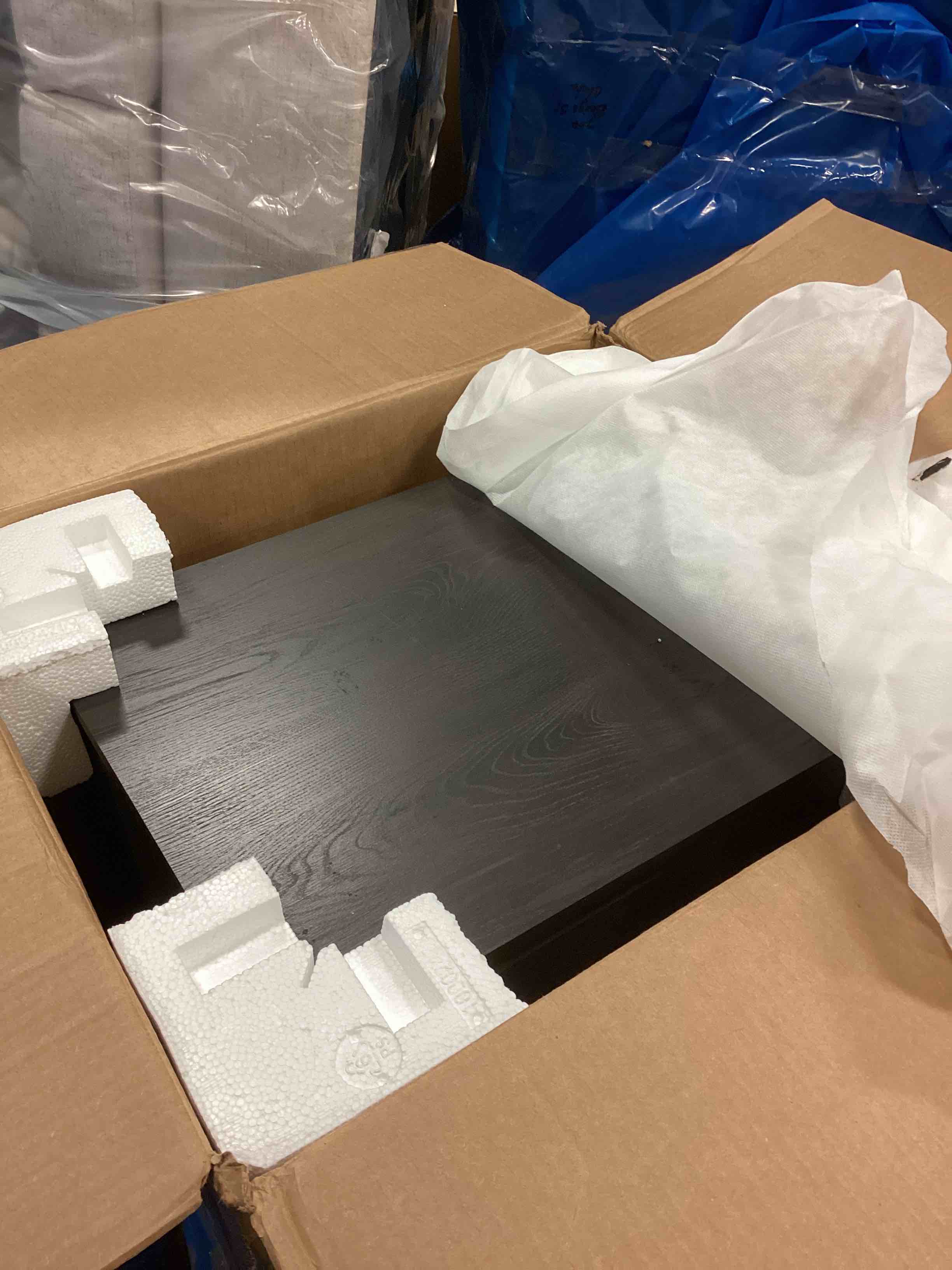 https://s3.amazonaws.com/lotting-images-prod/bidfta/YEL5209409_1708029261568.jpeg