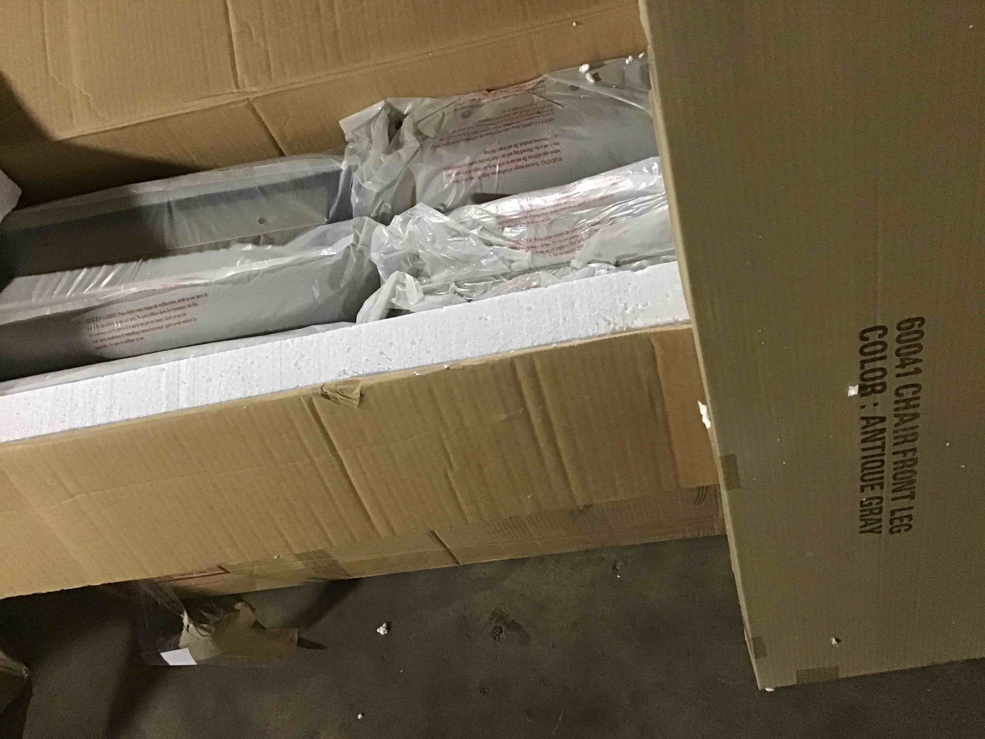 https://s3.amazonaws.com/lotting-images-prod/bidfta/YEL5218906_1705587463784.jpeg