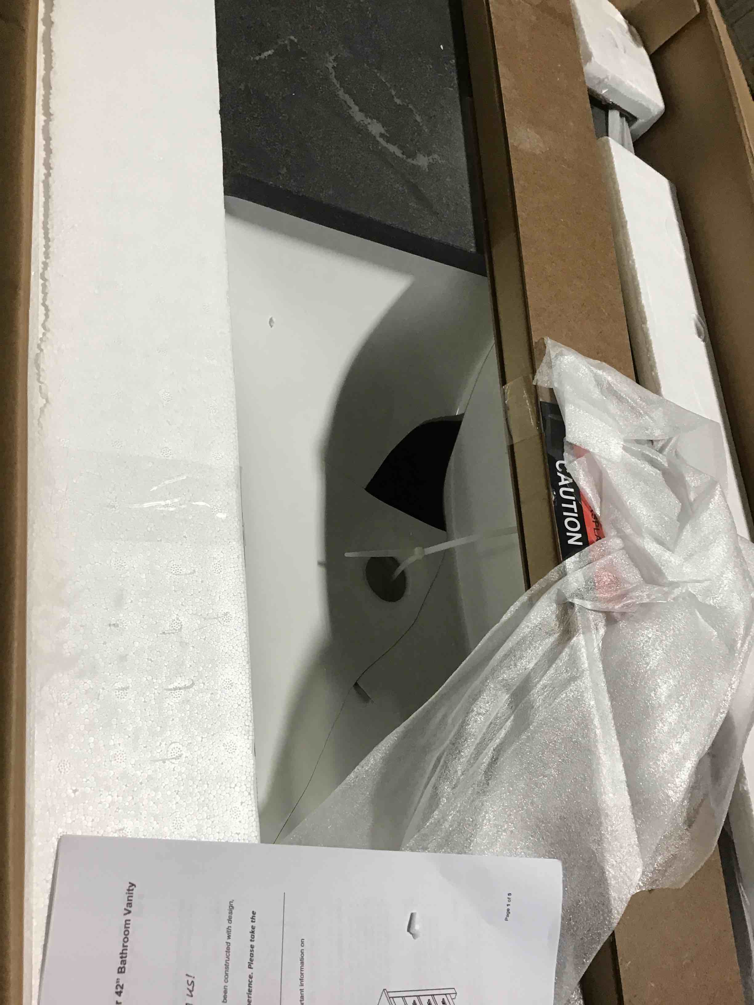 https://s3.amazonaws.com/lotting-images-prod/bidfta/YEL5219772_1706205063252.jpeg