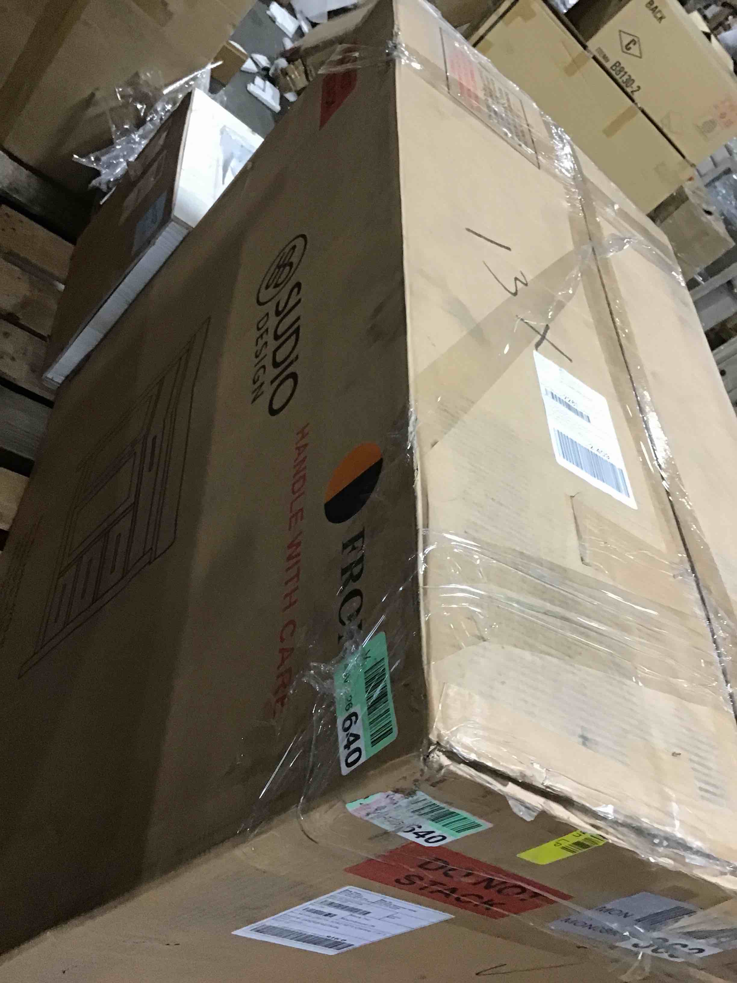 https://s3.amazonaws.com/lotting-images-prod/bidfta/YEL5219772_1706205142372.jpeg