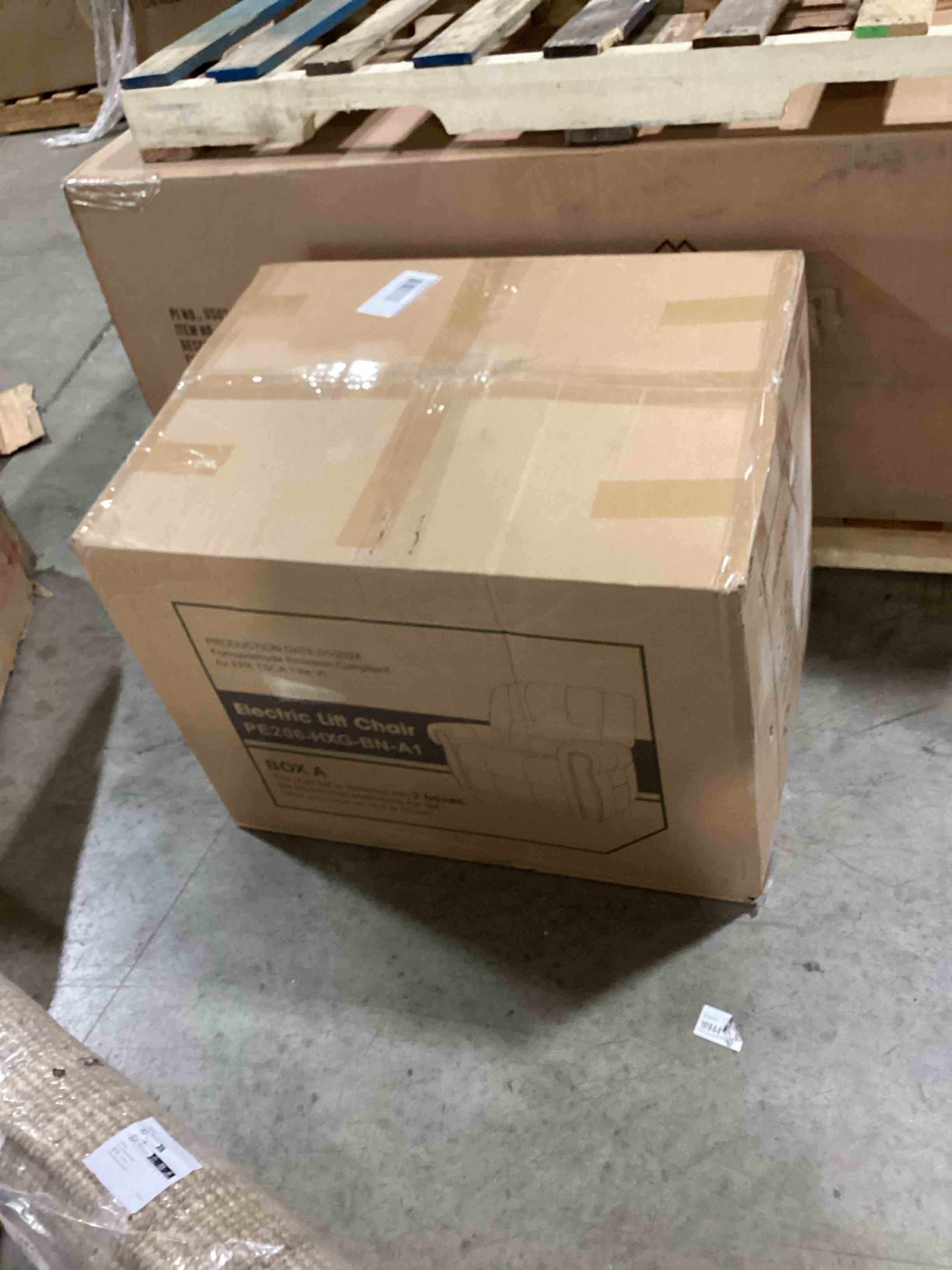 https://s3.amazonaws.com/lotting-images-prod/bidfta/YEL5219969_1715269516193.jpeg