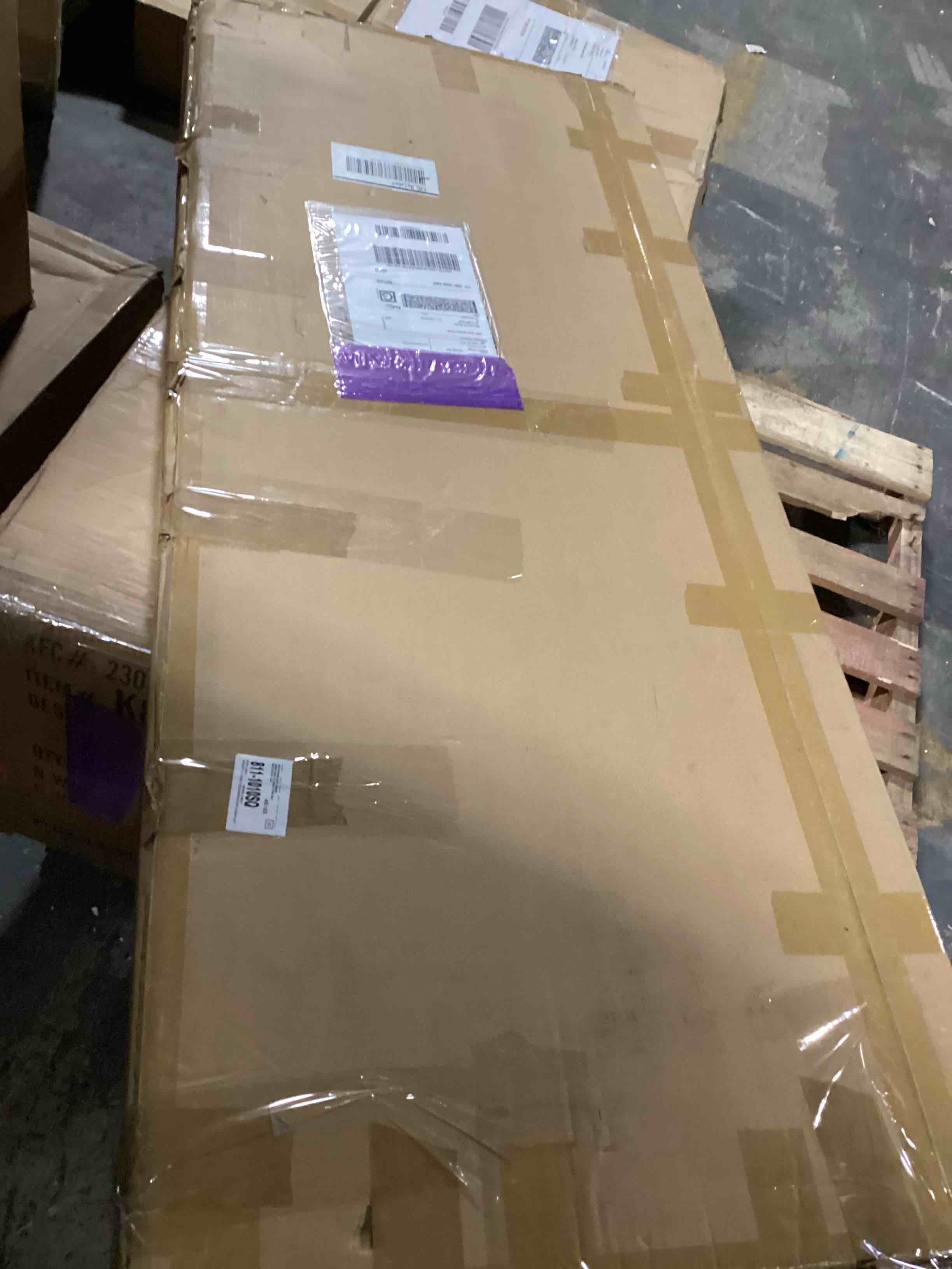https://s3.amazonaws.com/lotting-images-prod/bidfta/YEL5220664_1704909369623.jpeg