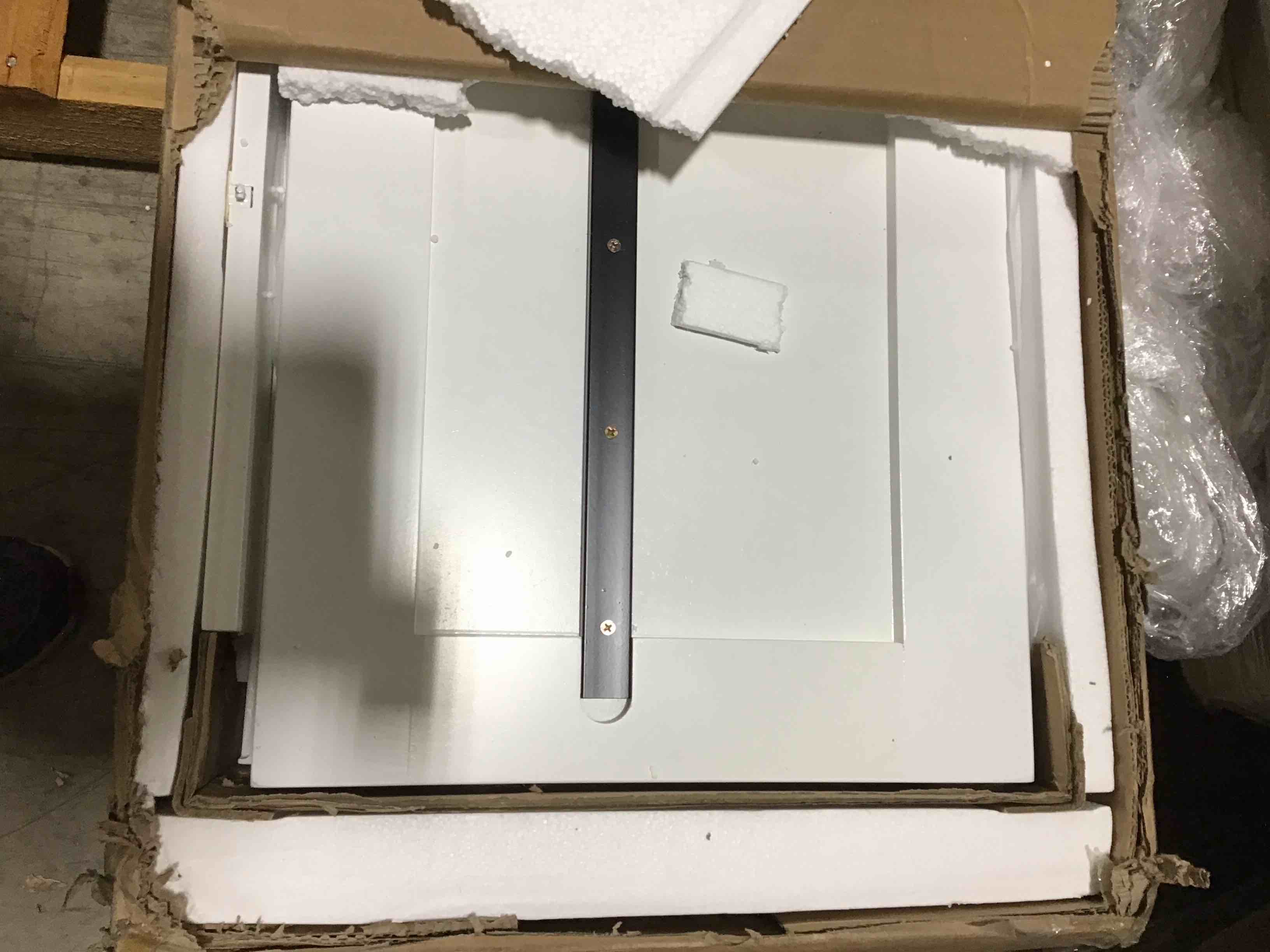 https://s3.amazonaws.com/lotting-images-prod/bidfta/YEL5222192_1704469942147.jpeg