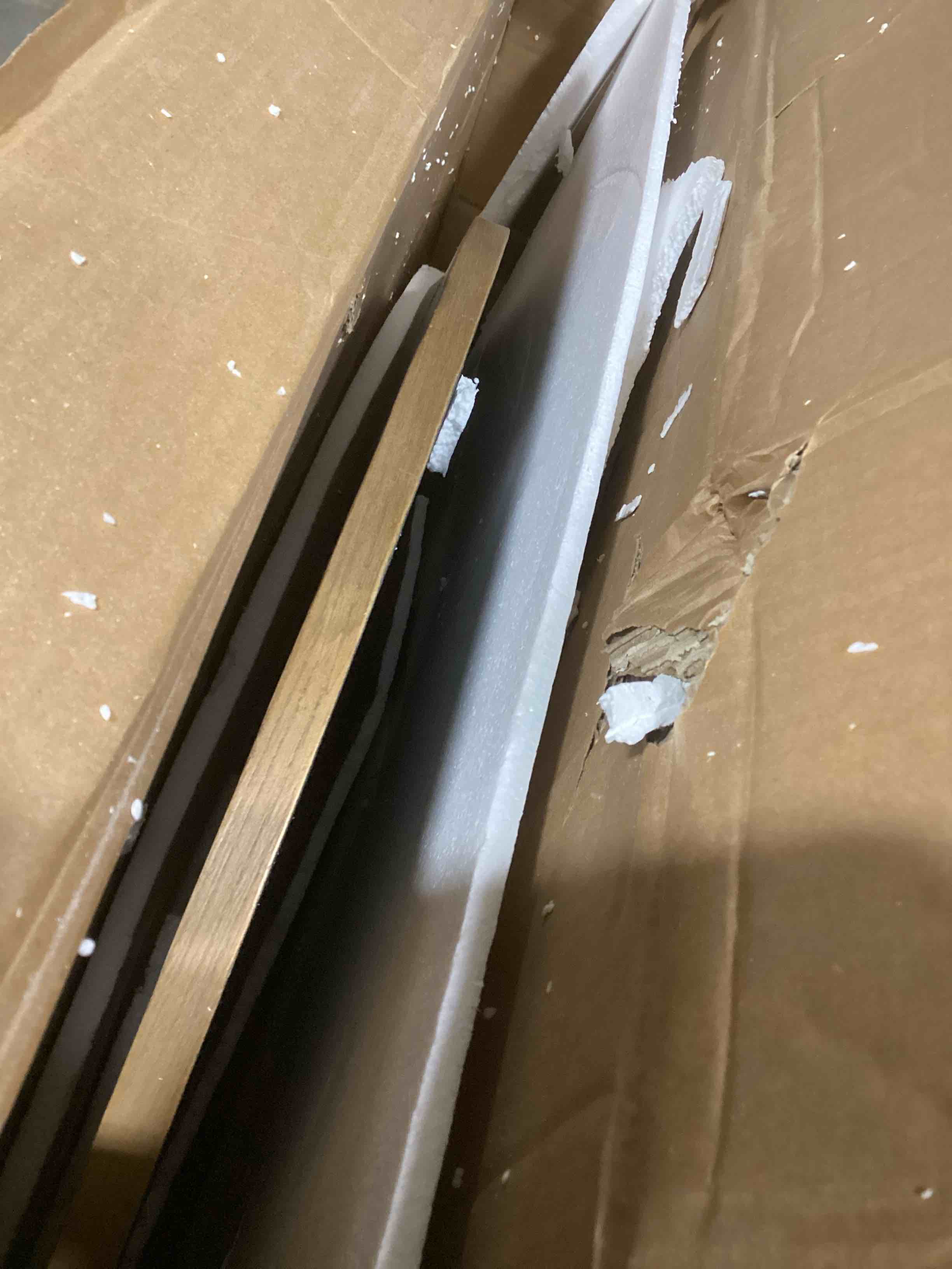 https://s3.amazonaws.com/lotting-images-prod/bidfta/YEL5223784_1705946504865.jpeg