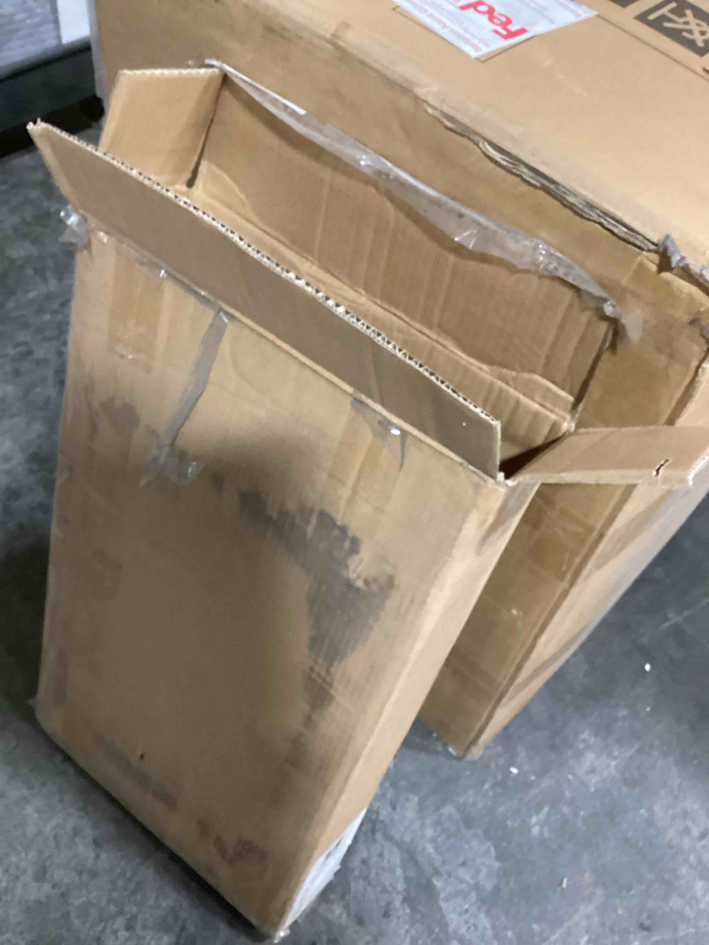 https://s3.amazonaws.com/lotting-images-prod/bidfta/YEL5223787_1705948468457.jpeg