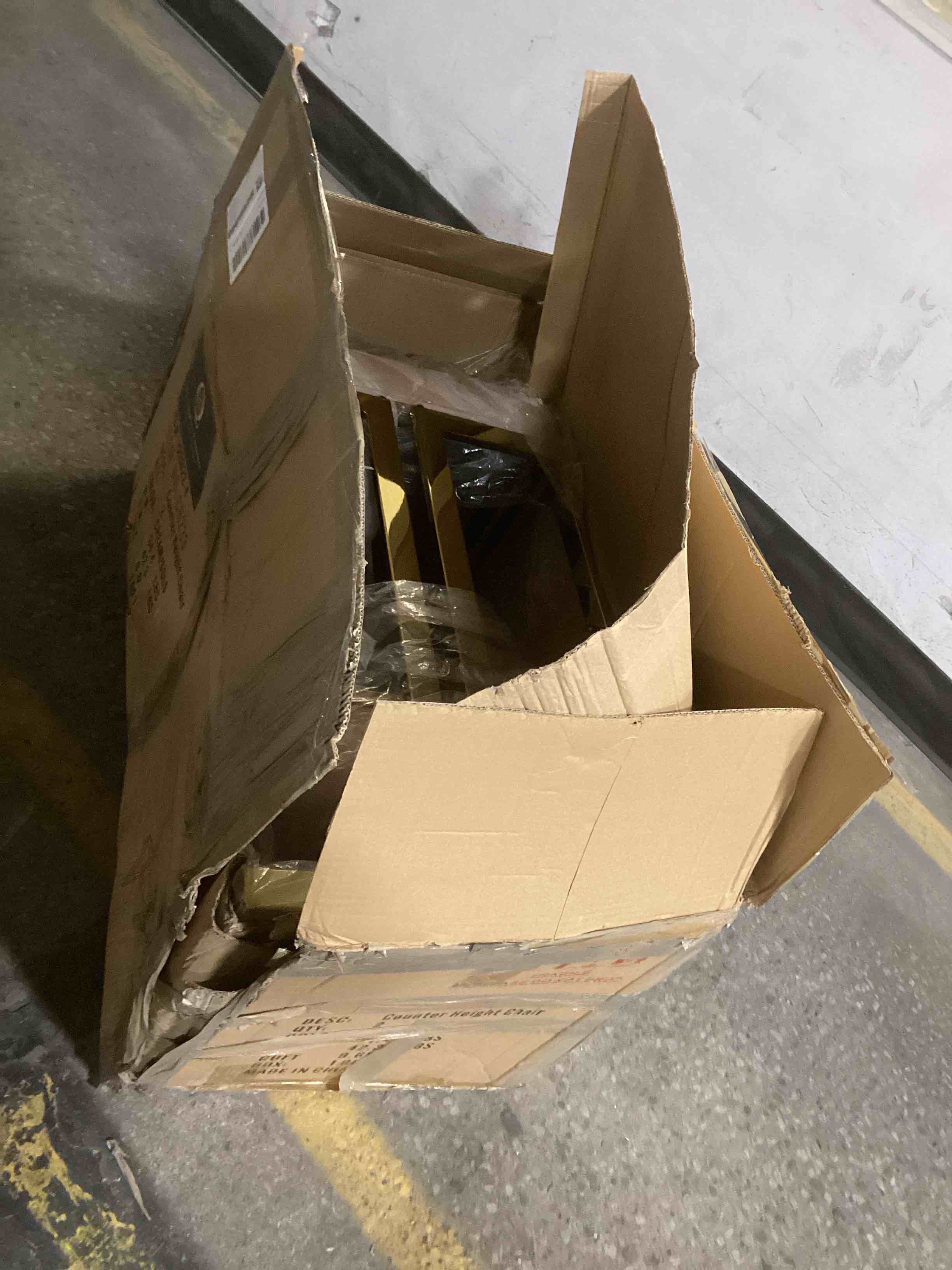 https://s3.amazonaws.com/lotting-images-prod/bidfta/YEL5223917_1706720021130.jpeg