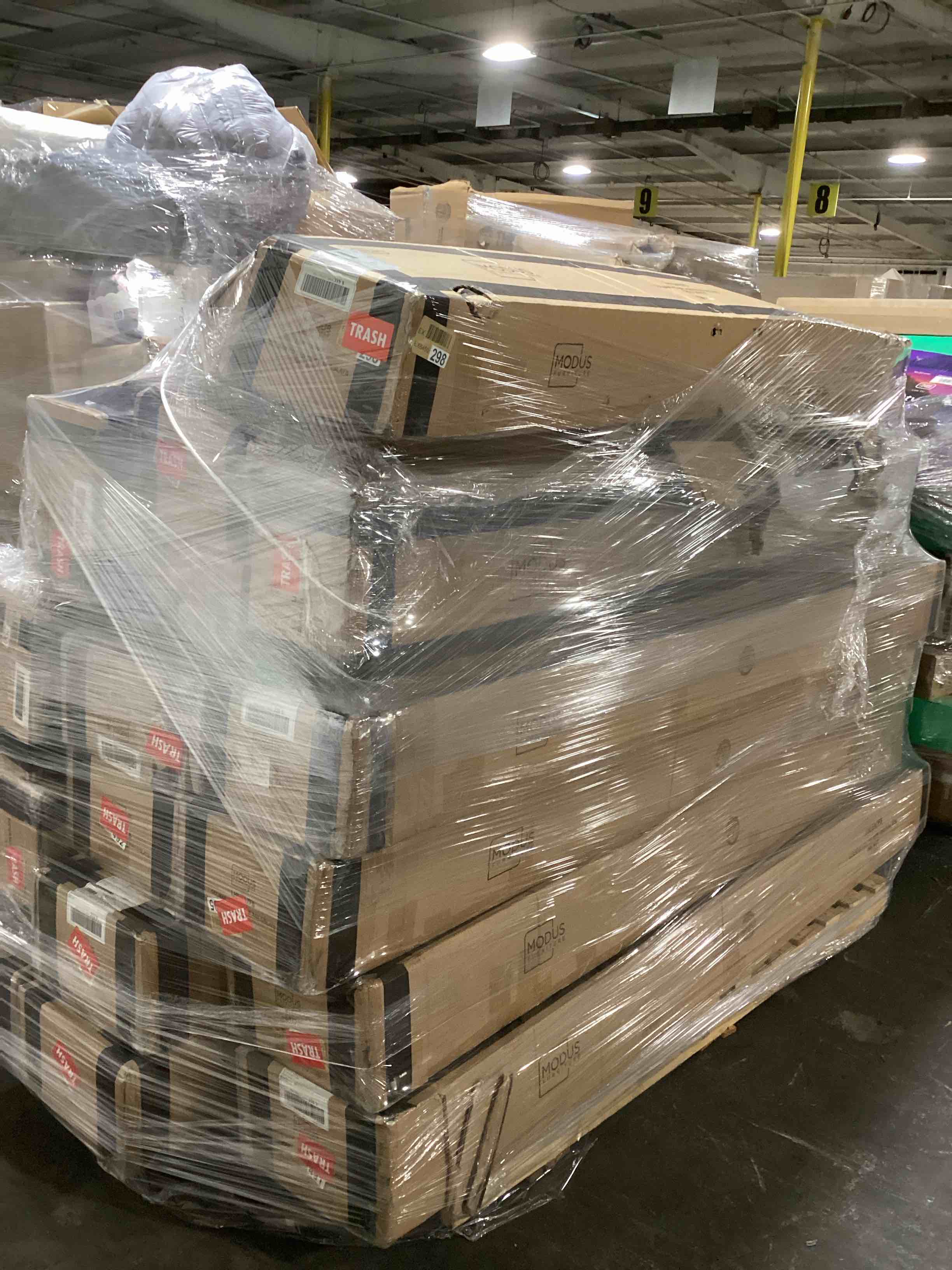 https://s3.amazonaws.com/lotting-images-prod/bidfta/YEL5224936_1729789726410.jpeg