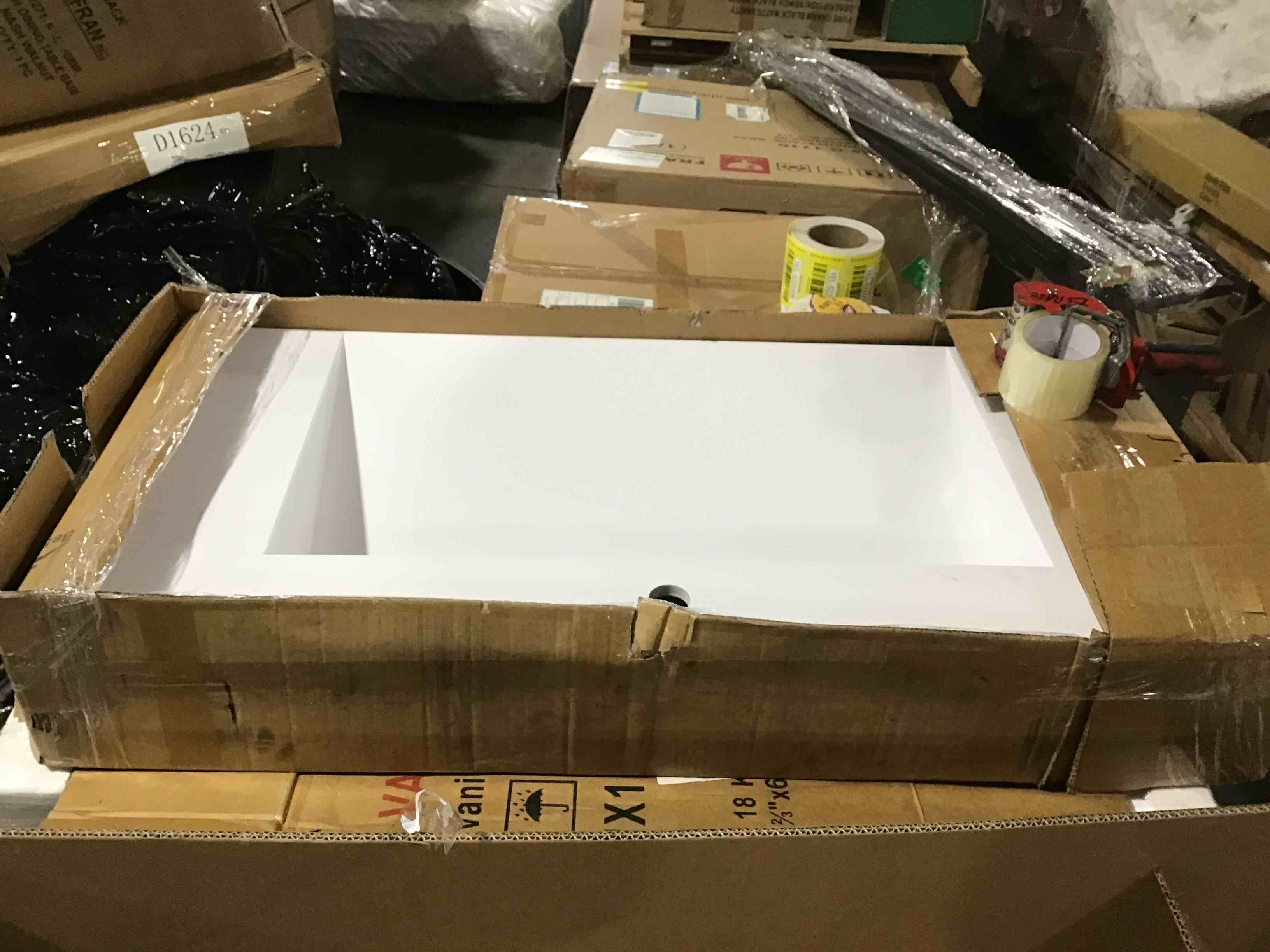 https://s3.amazonaws.com/lotting-images-prod/bidfta/YEL5225562_1704381658017.jpeg