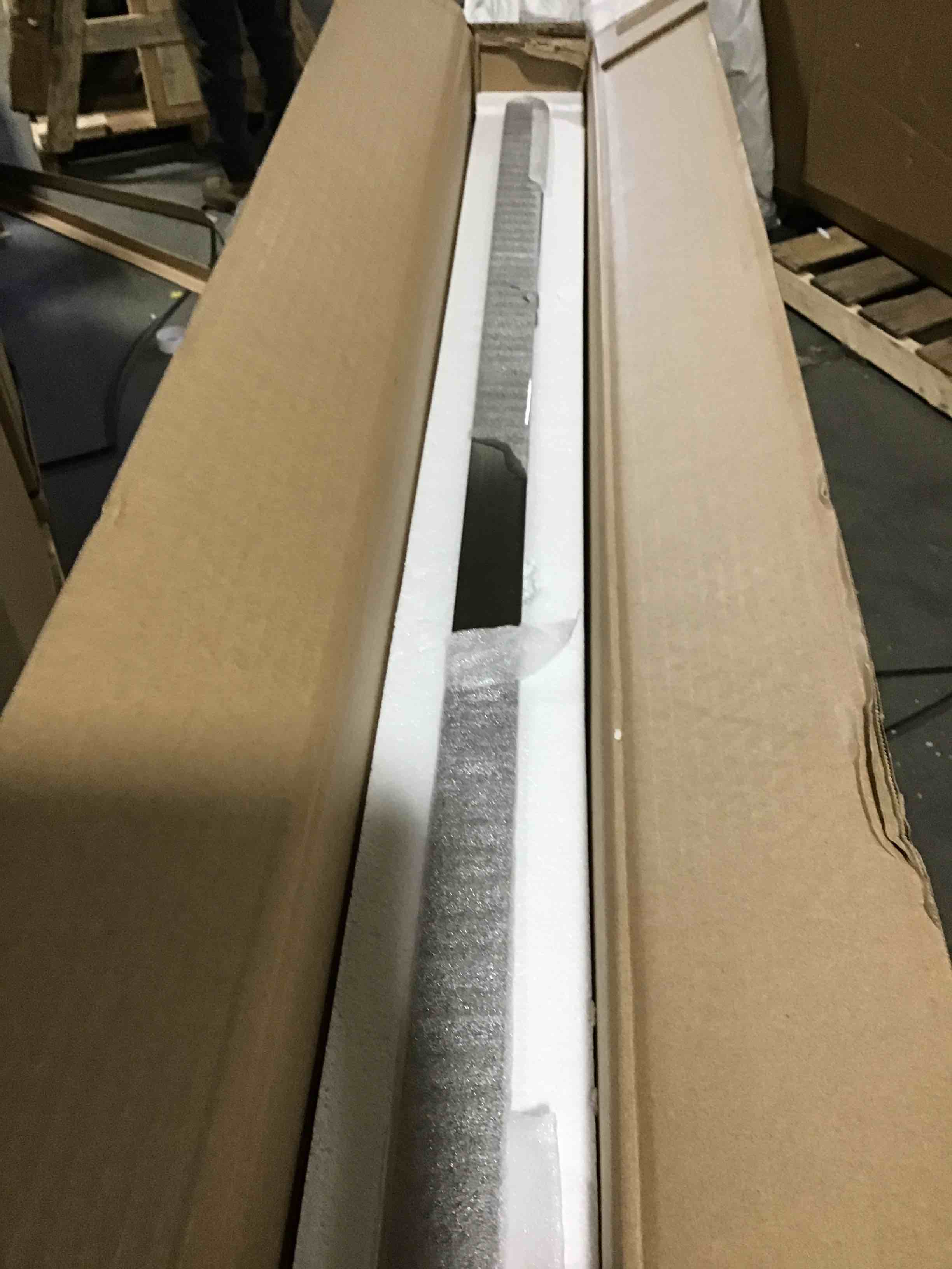 https://s3.amazonaws.com/lotting-images-prod/bidfta/YEL5225691_1704990197957.jpeg