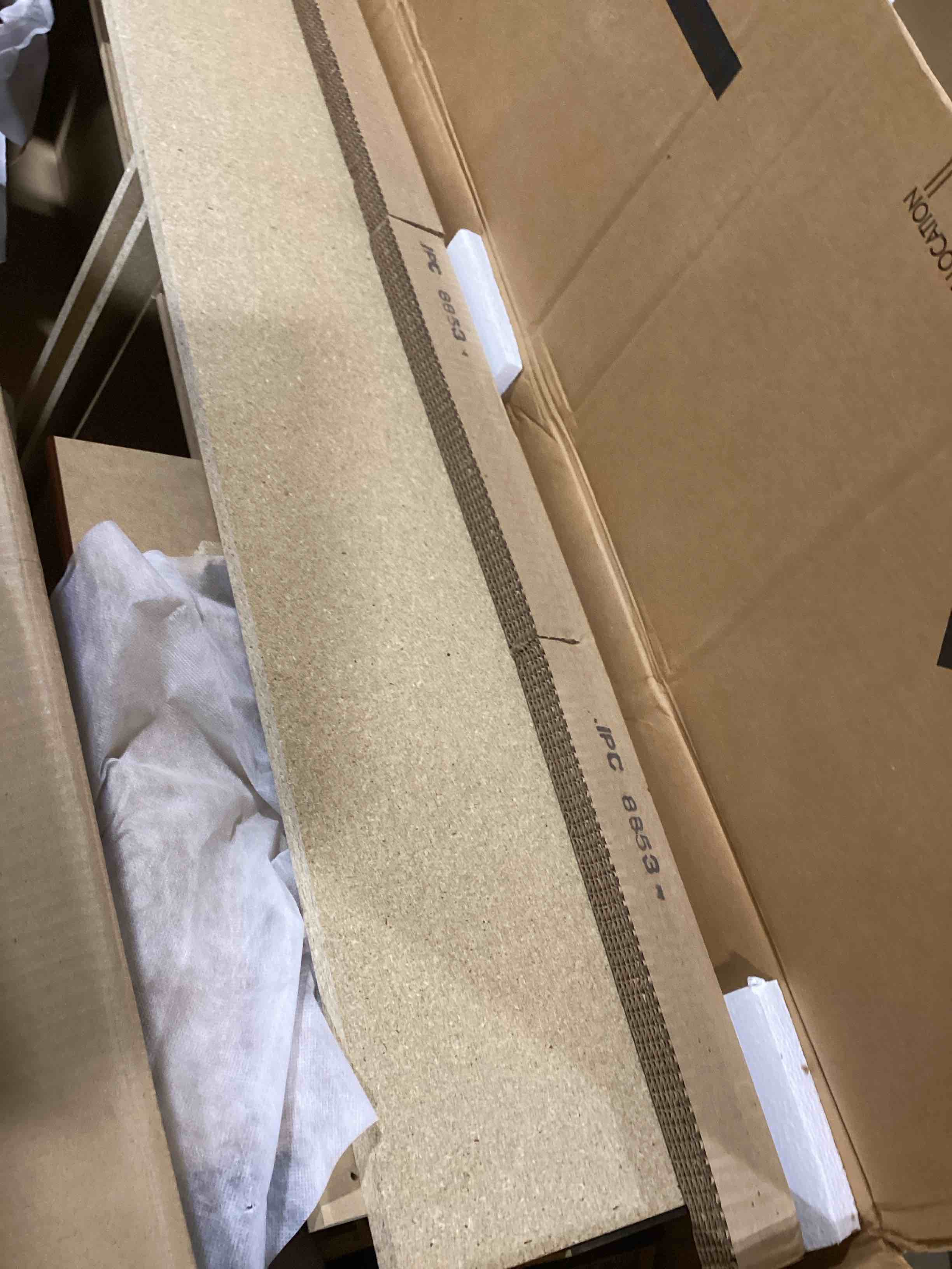 https://s3.amazonaws.com/lotting-images-prod/bidfta/YEL5226276_1707165251273.jpeg