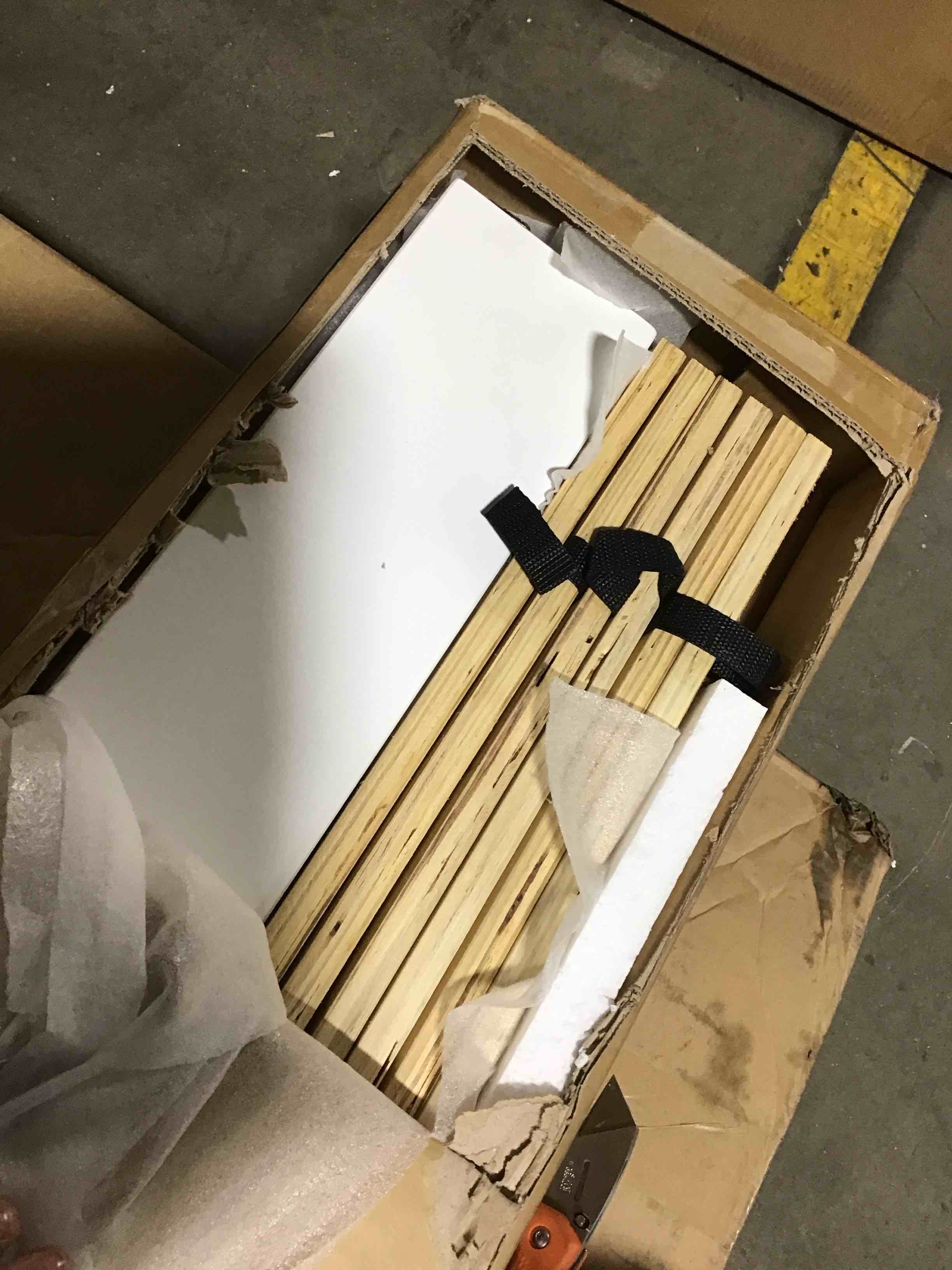 https://s3.amazonaws.com/lotting-images-prod/bidfta/YEL5227512_1703608981804.jpeg