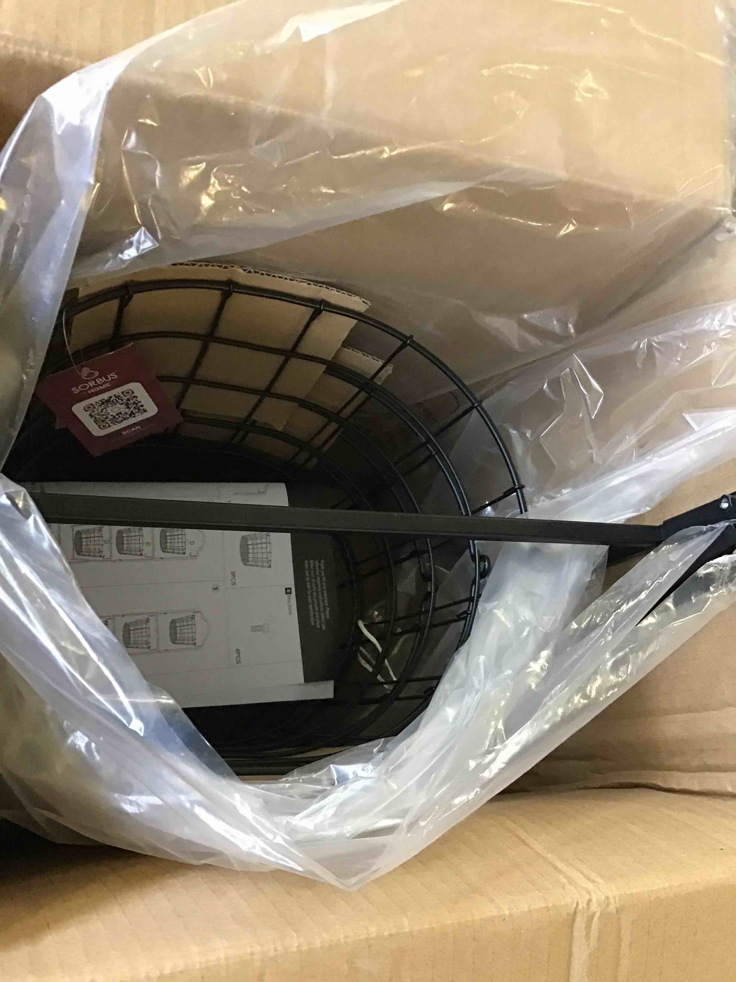 https://s3.amazonaws.com/lotting-images-prod/bidfta/YEL5229036_1692723007625.jpeg
