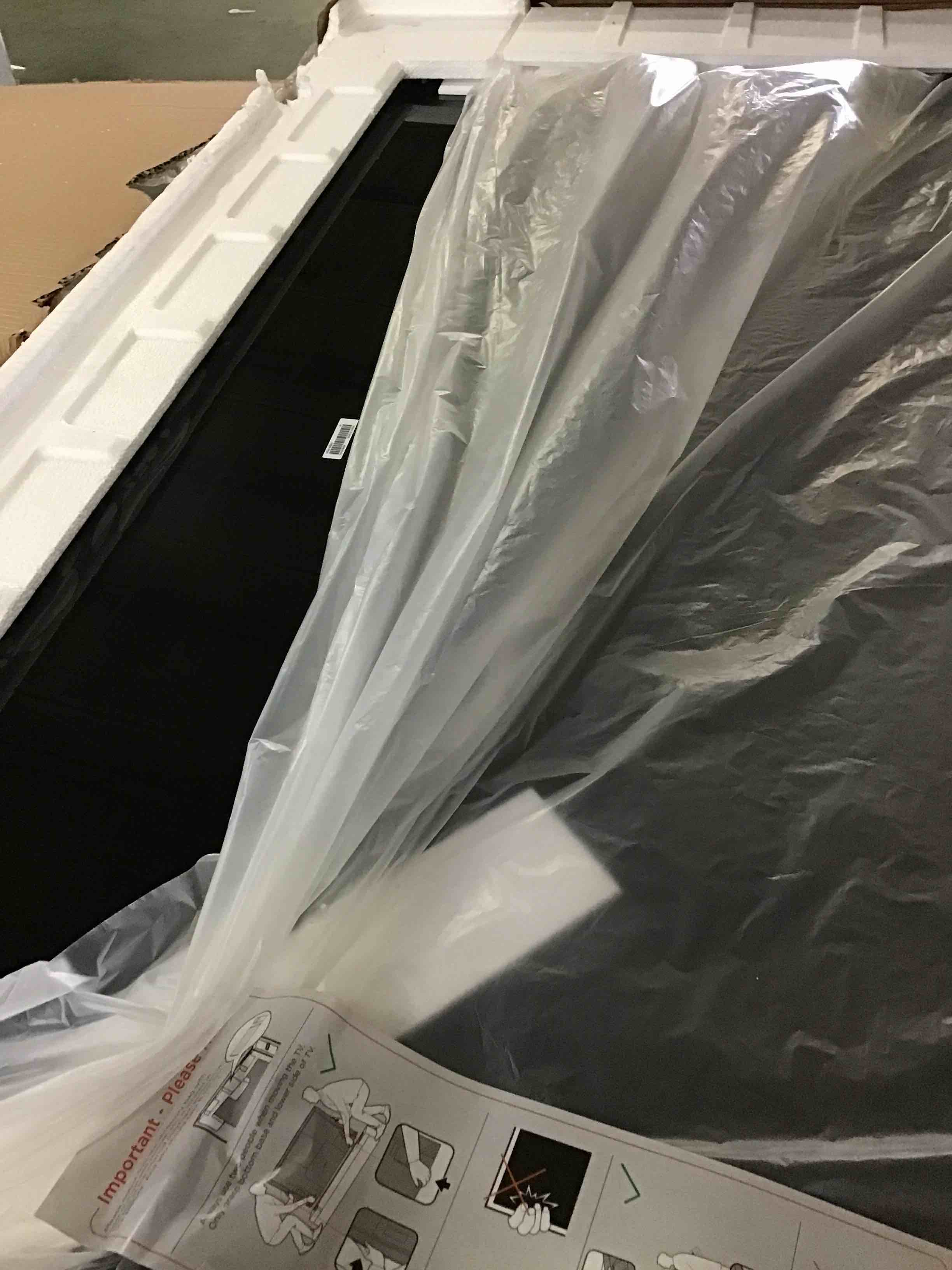 https://s3.amazonaws.com/lotting-images-prod/bidfta/YEL5229532_1692206696595.jpeg