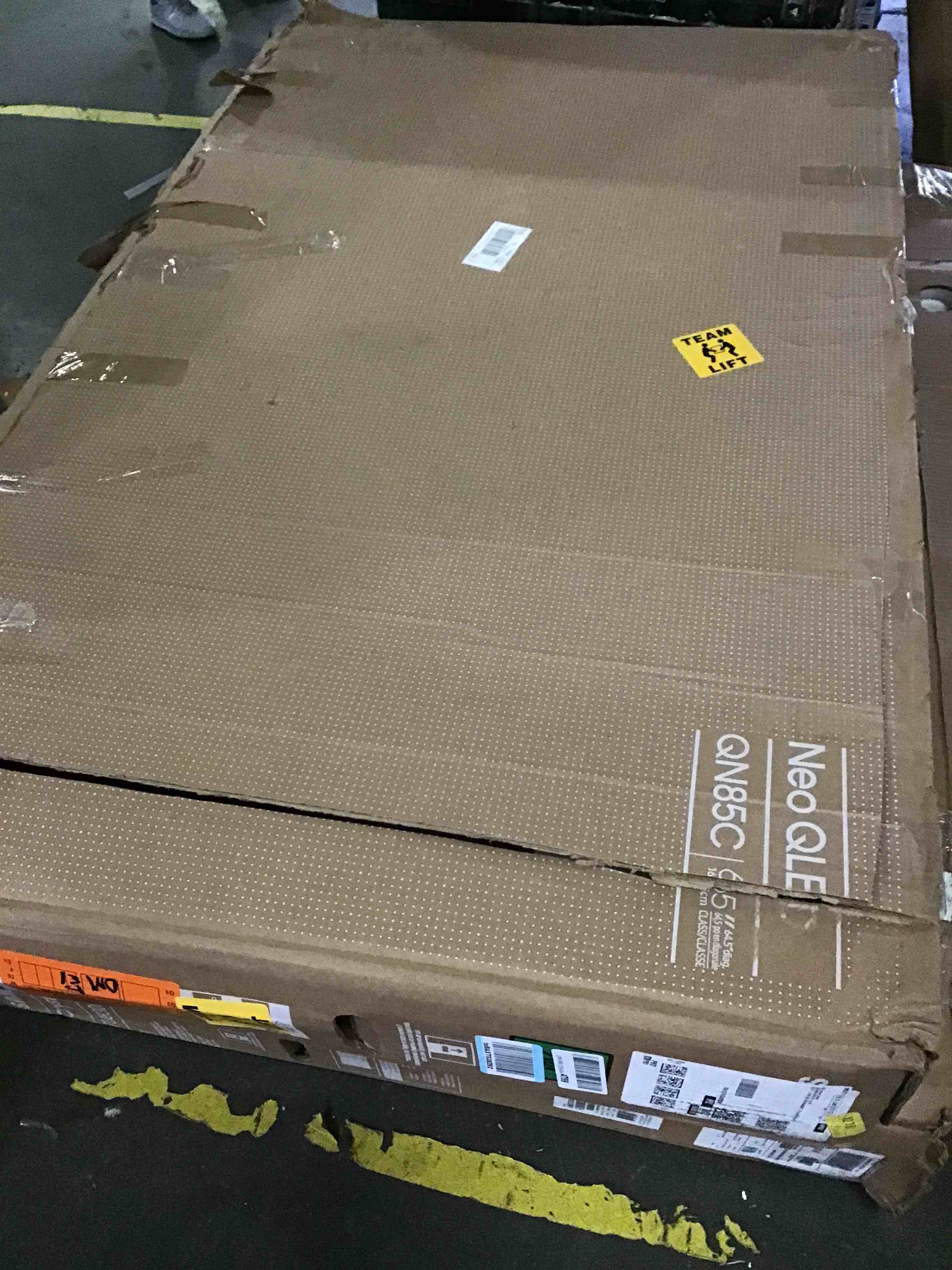 https://s3.amazonaws.com/lotting-images-prod/bidfta/YEL5229535_1692209735863.jpeg