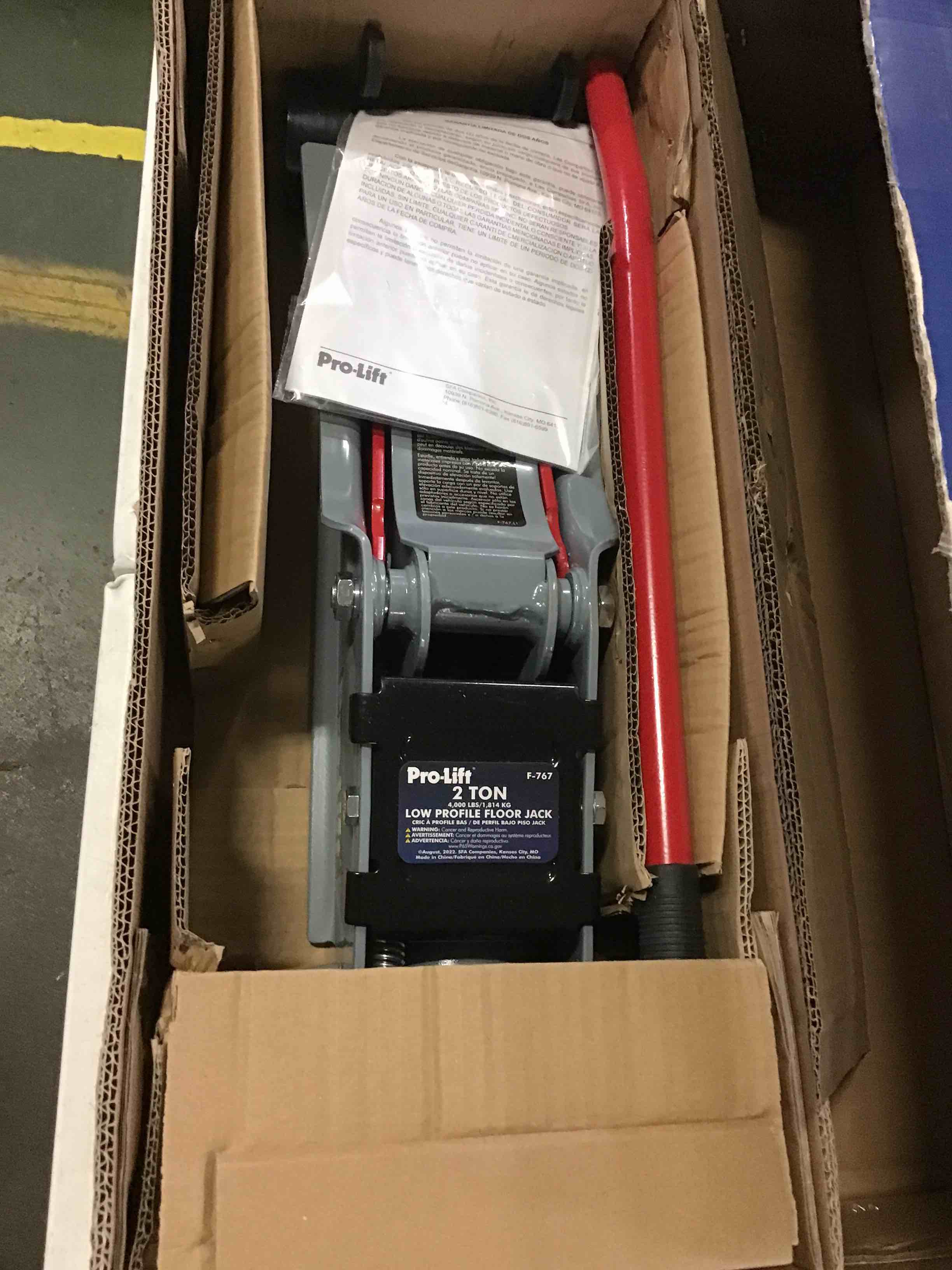 https://s3.amazonaws.com/lotting-images-prod/bidfta/YEL5229688_1692293576755.jpeg