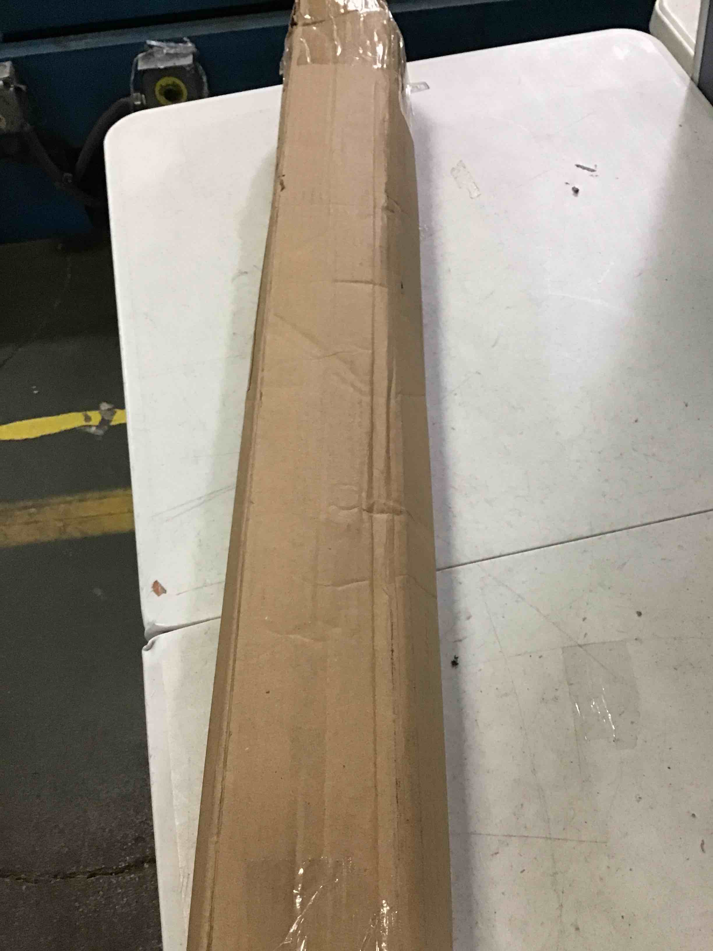 https://s3.amazonaws.com/lotting-images-prod/bidfta/YEL5229729_1692302507407.jpeg