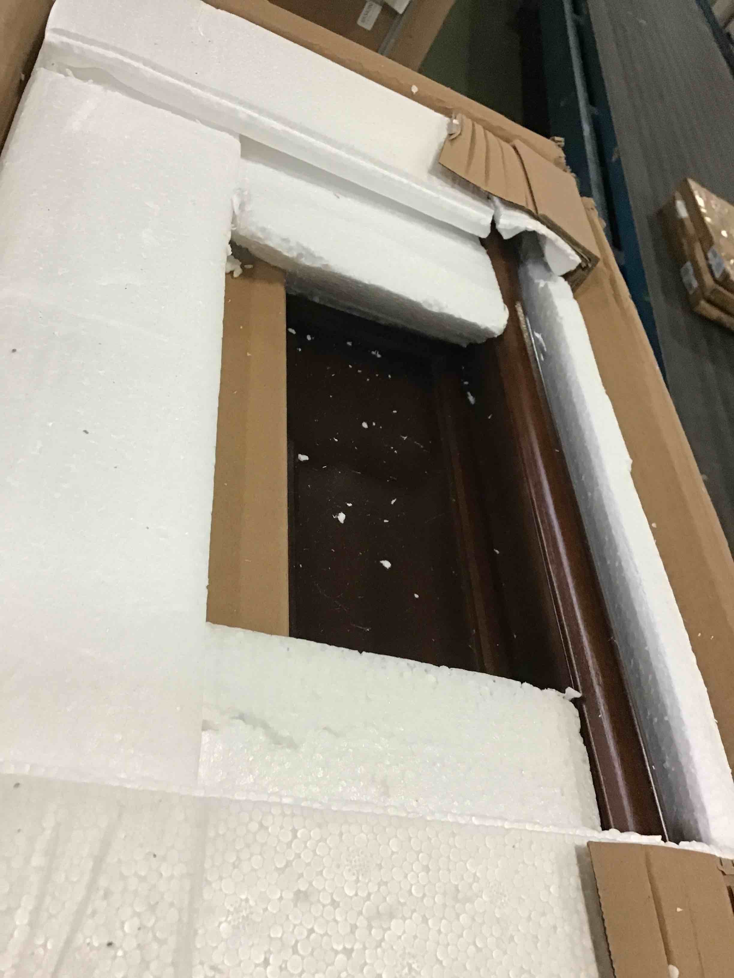 https://s3.amazonaws.com/lotting-images-prod/bidfta/YEL5230410_1692985700648.jpeg