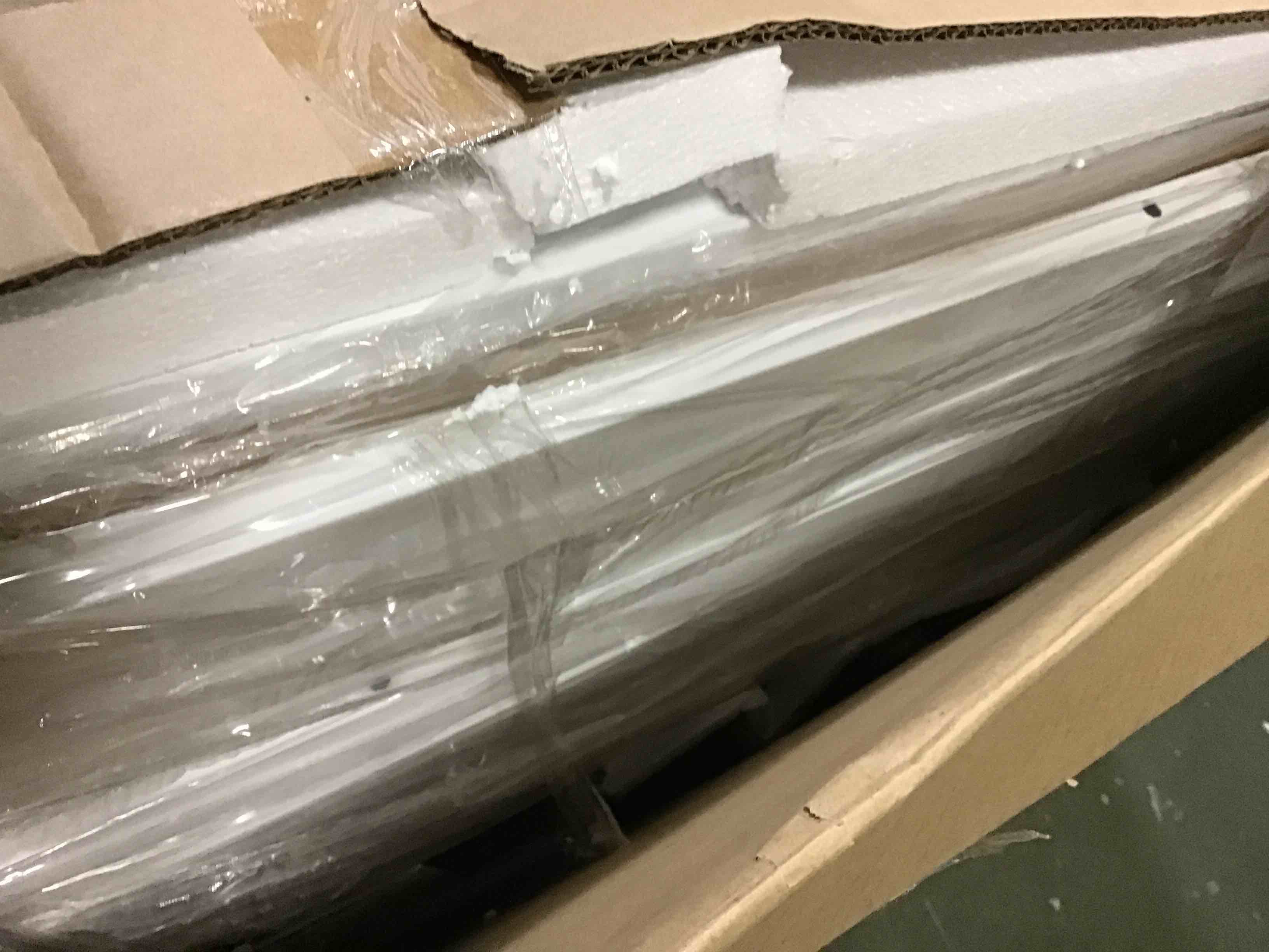 https://s3.amazonaws.com/lotting-images-prod/bidfta/YEL5230582_1693391668435.jpeg