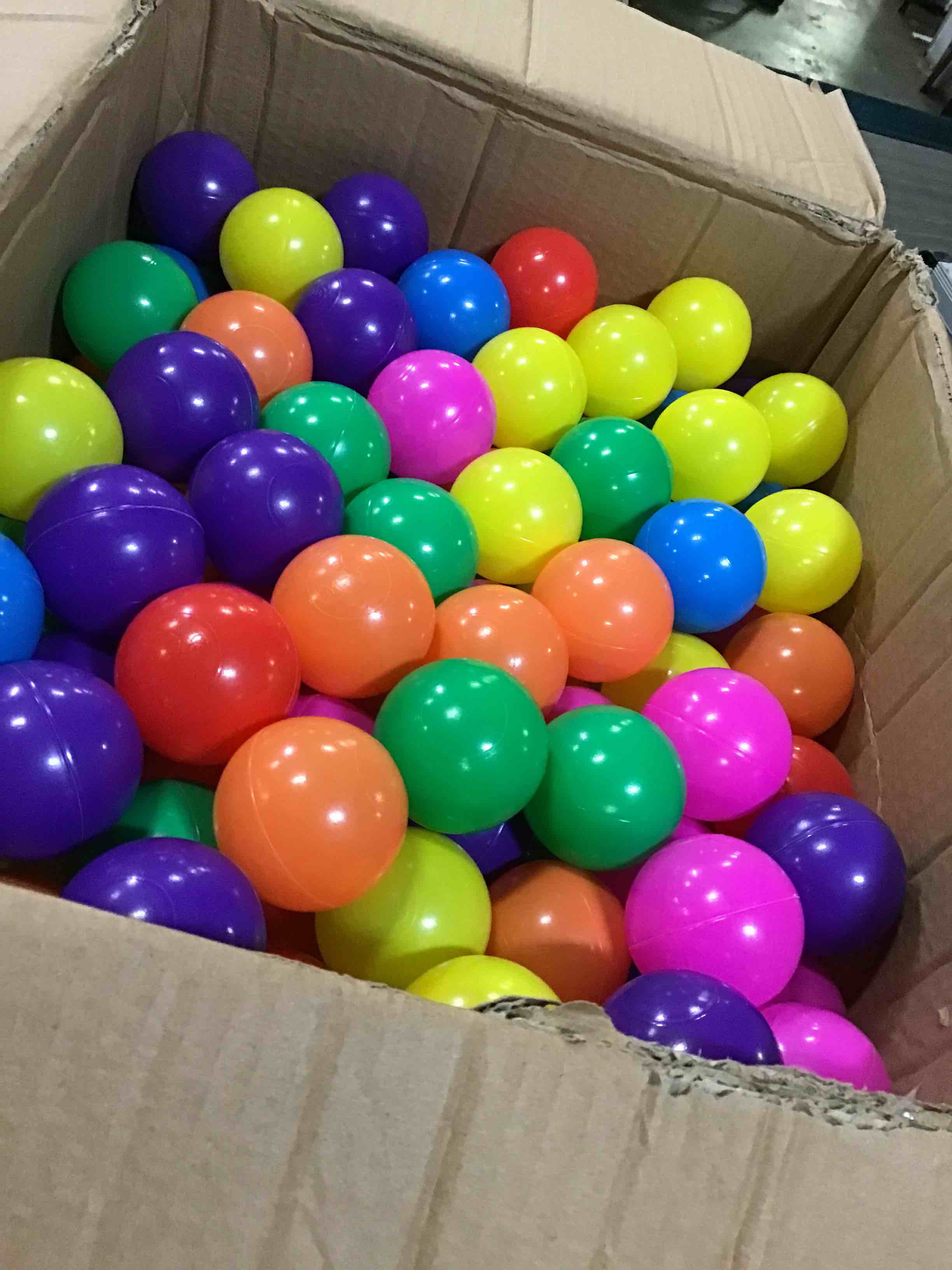 https://s3.amazonaws.com/lotting-images-prod/bidfta/YEL5230693_1693410409567.jpeg