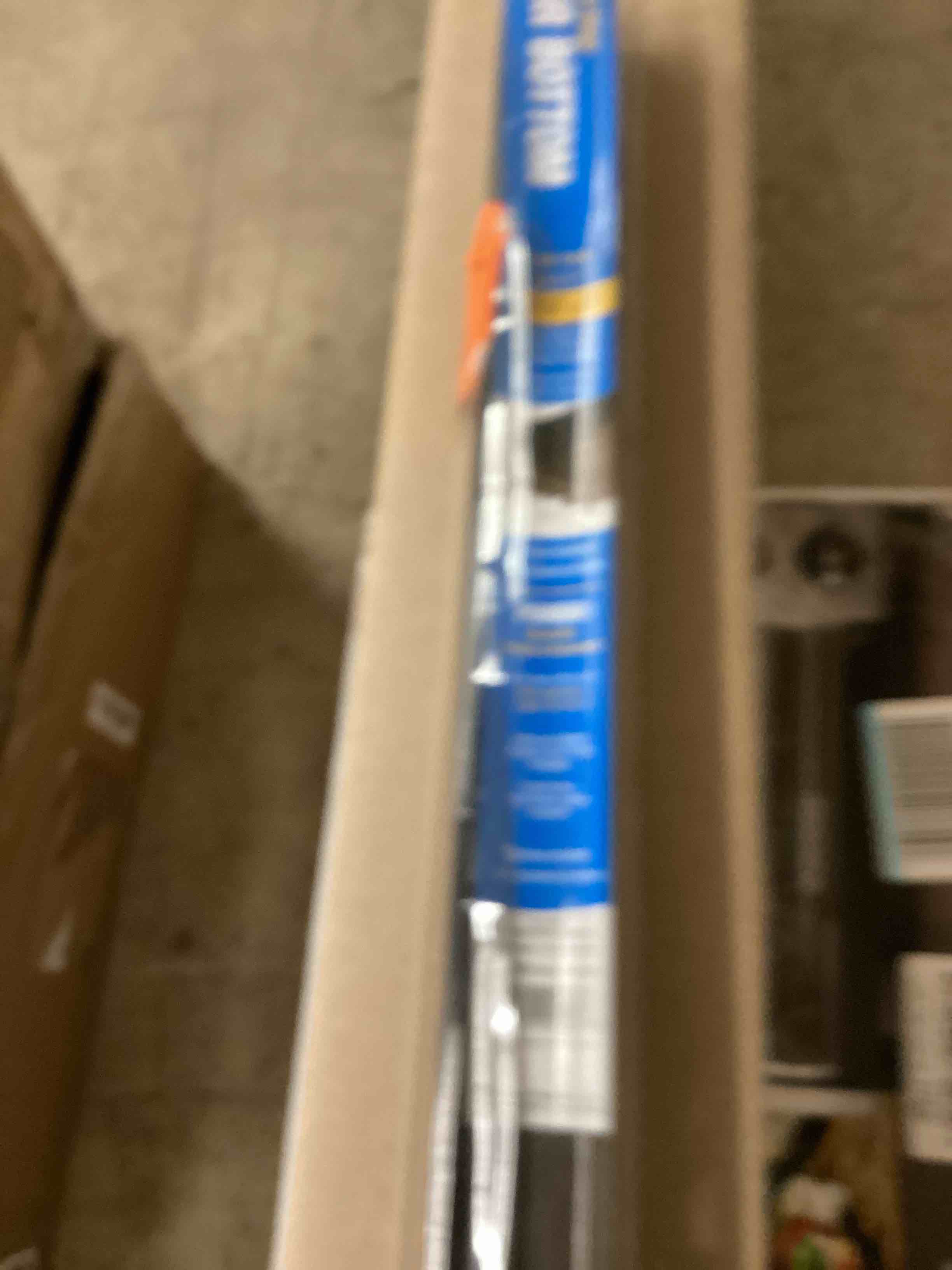 https://s3.amazonaws.com/lotting-images-prod/bidfta/YEL5233000_1702320357540.jpeg