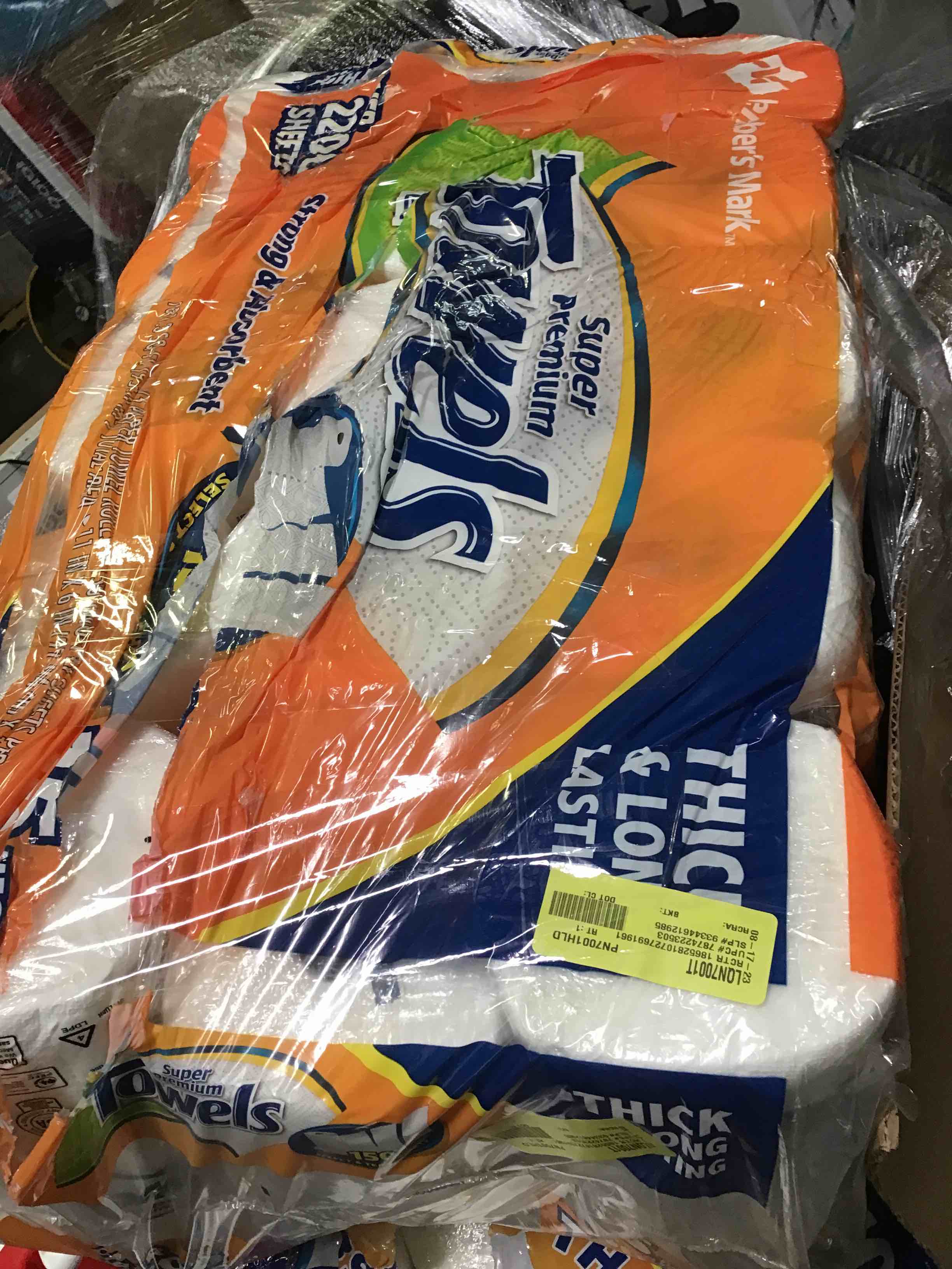 https://s3.amazonaws.com/lotting-images-prod/bidfta/YEL5237394_1692904272336.jpeg