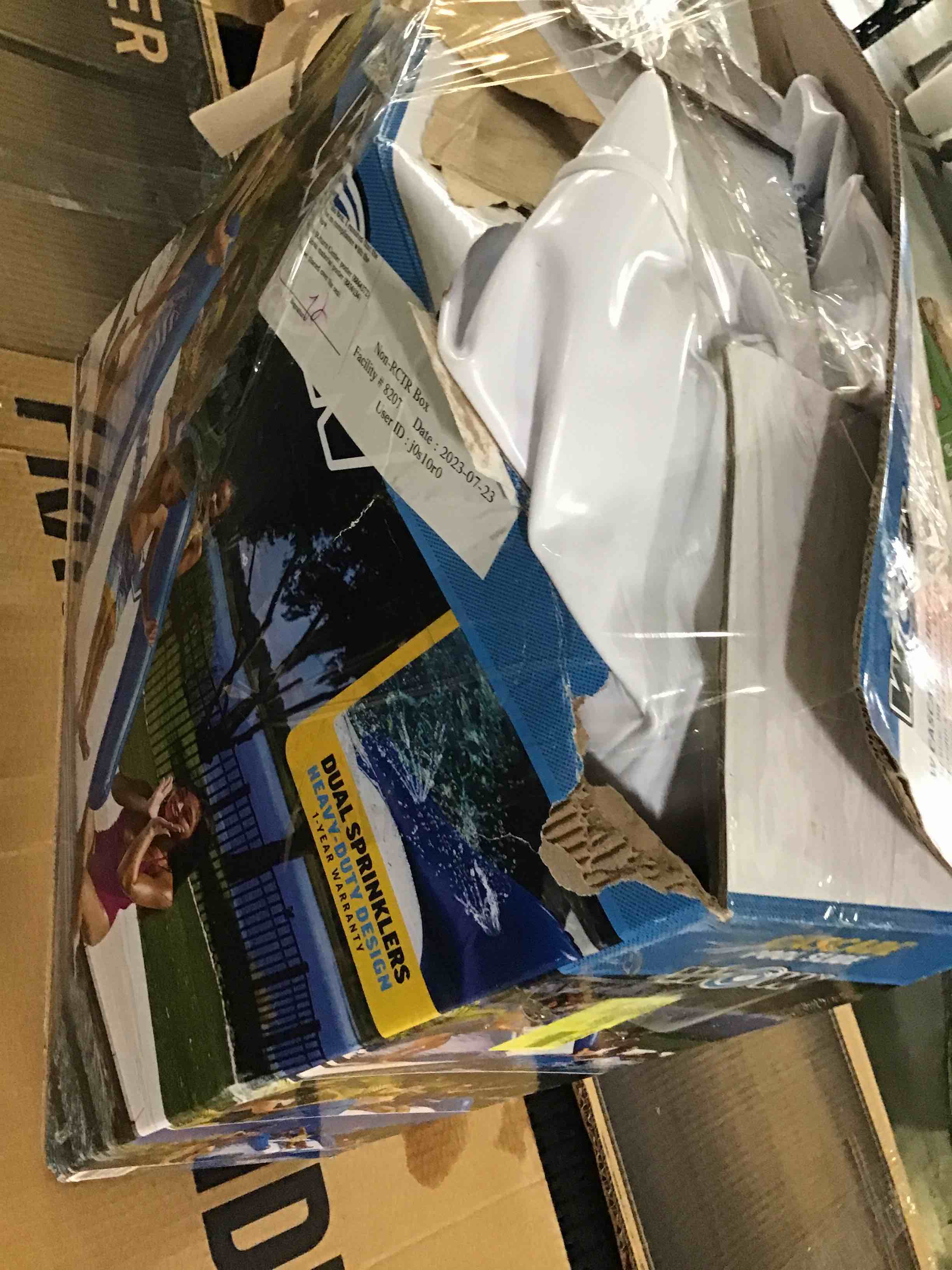 https://s3.amazonaws.com/lotting-images-prod/bidfta/YEL5237560_1692989745508.jpeg